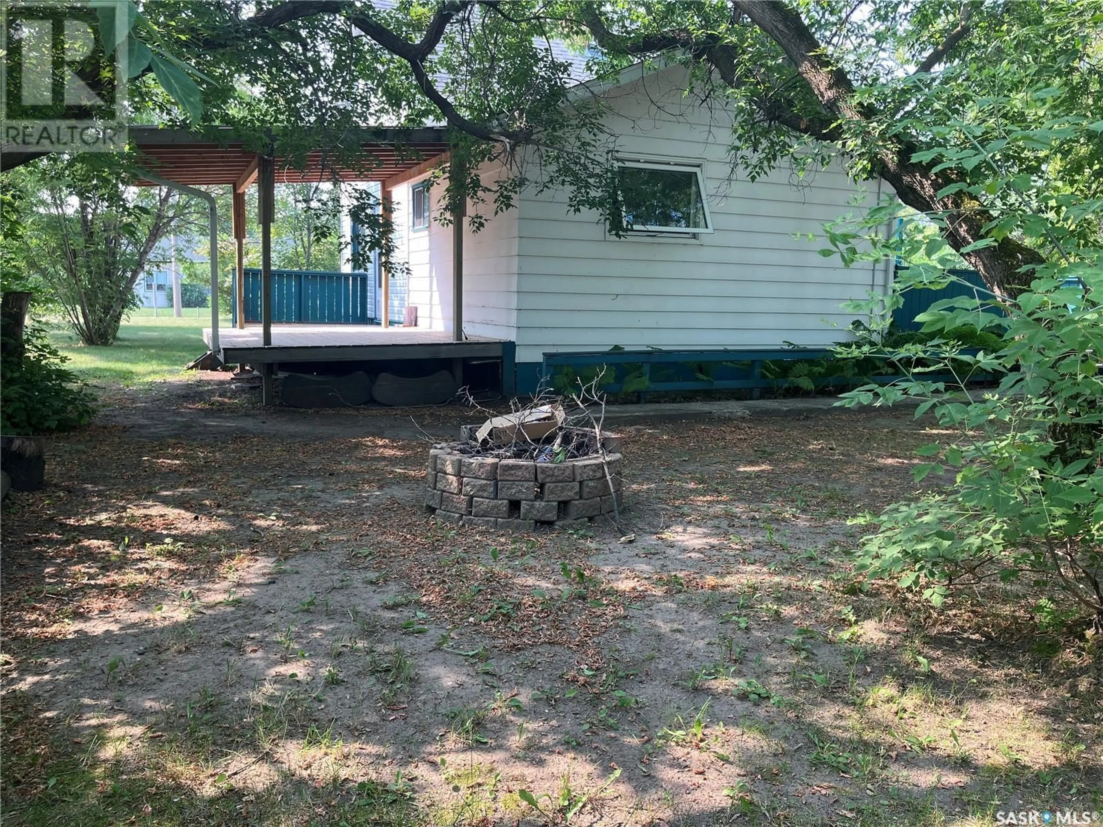 Unknown for 300 5TH STREET, Nipawin Saskatchewan S0E1E0