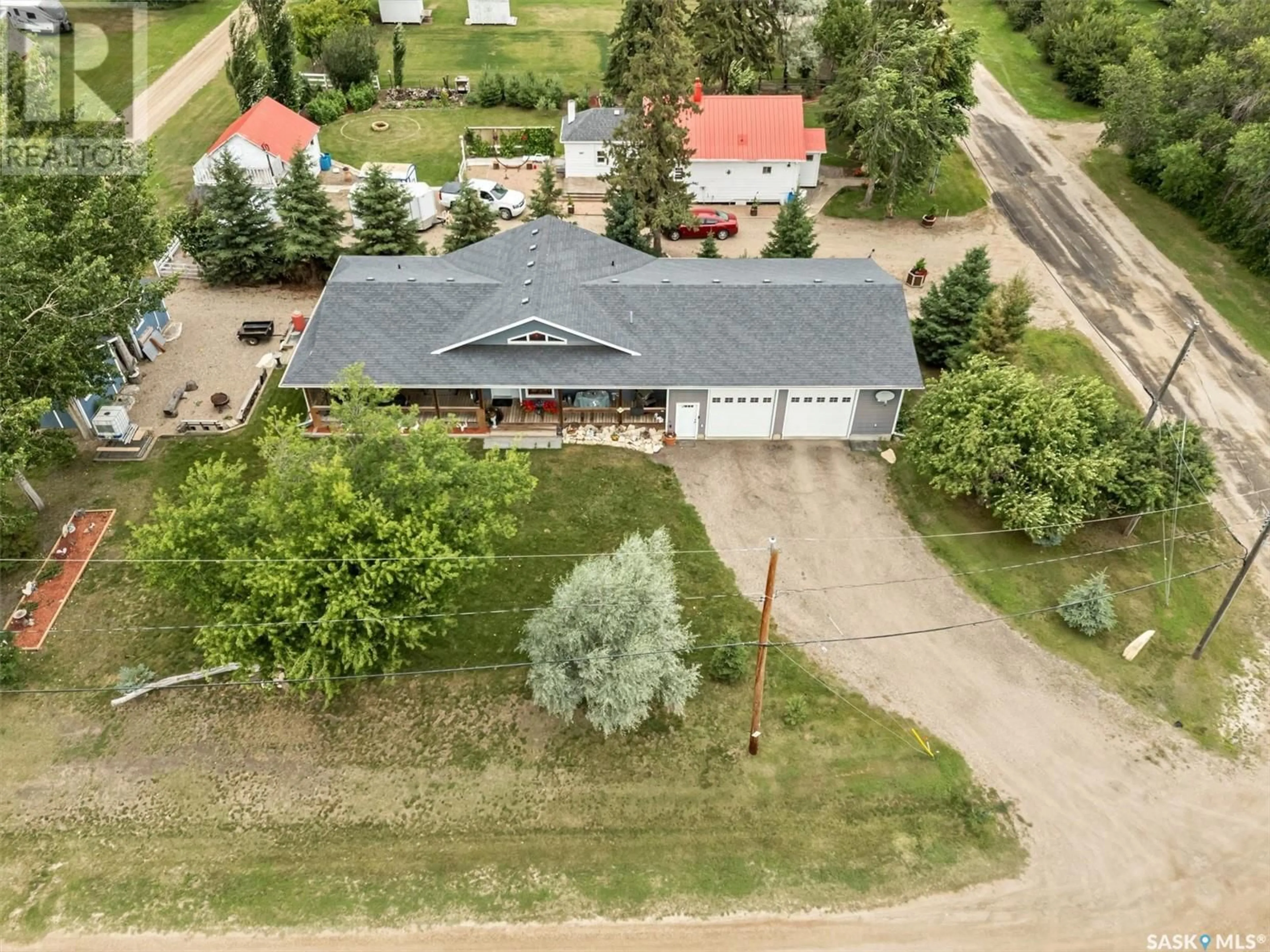 Frontside or backside of a home for 430 Railway AVENUE, Blaine Lake Saskatchewan S0J0J0