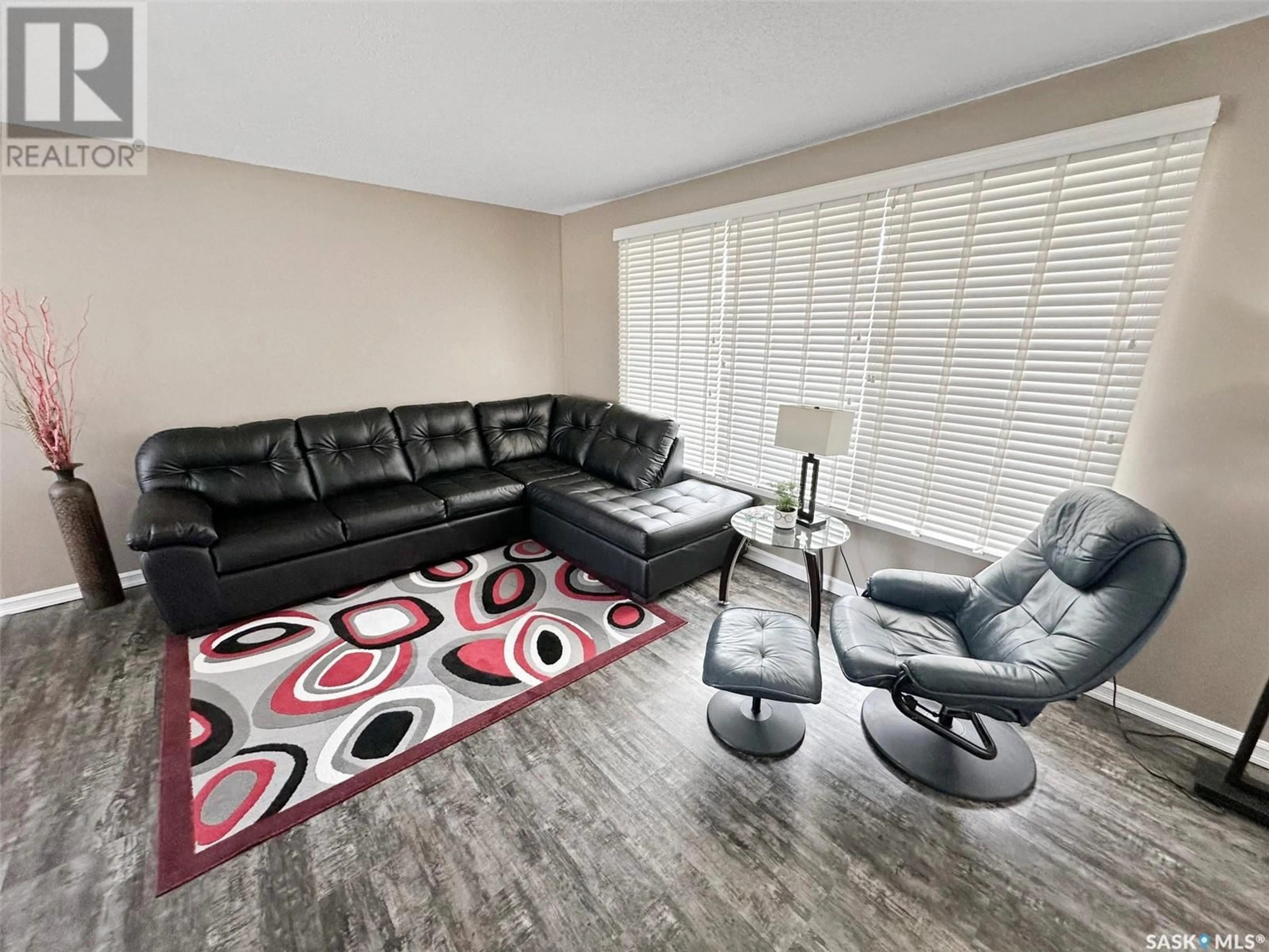 Living room for 1671 Winnie STREET, Swift Current Saskatchewan S9H1R4