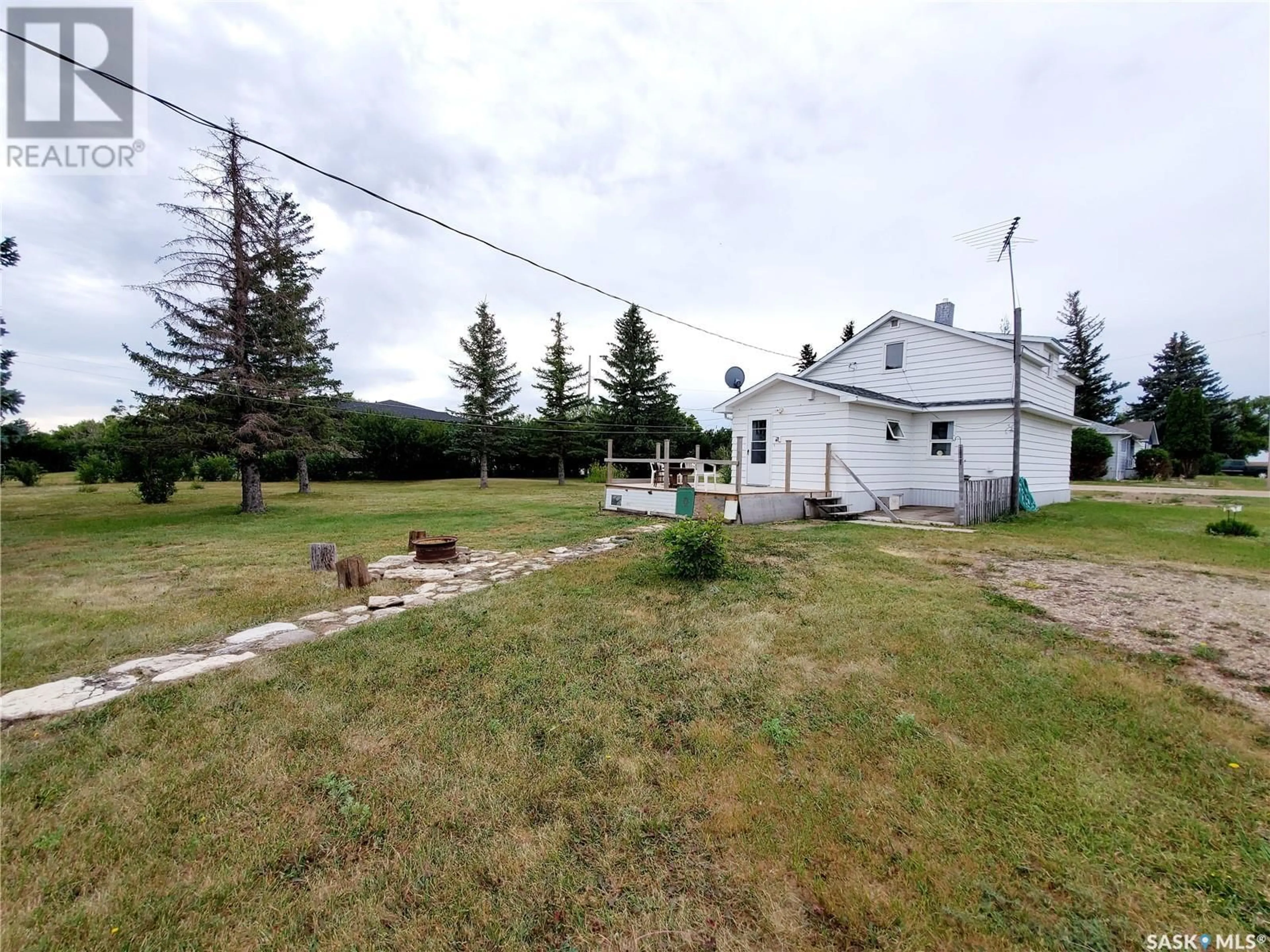 Outside view for 201 2nd A STREET W, Chamberlain Saskatchewan S0G0R0