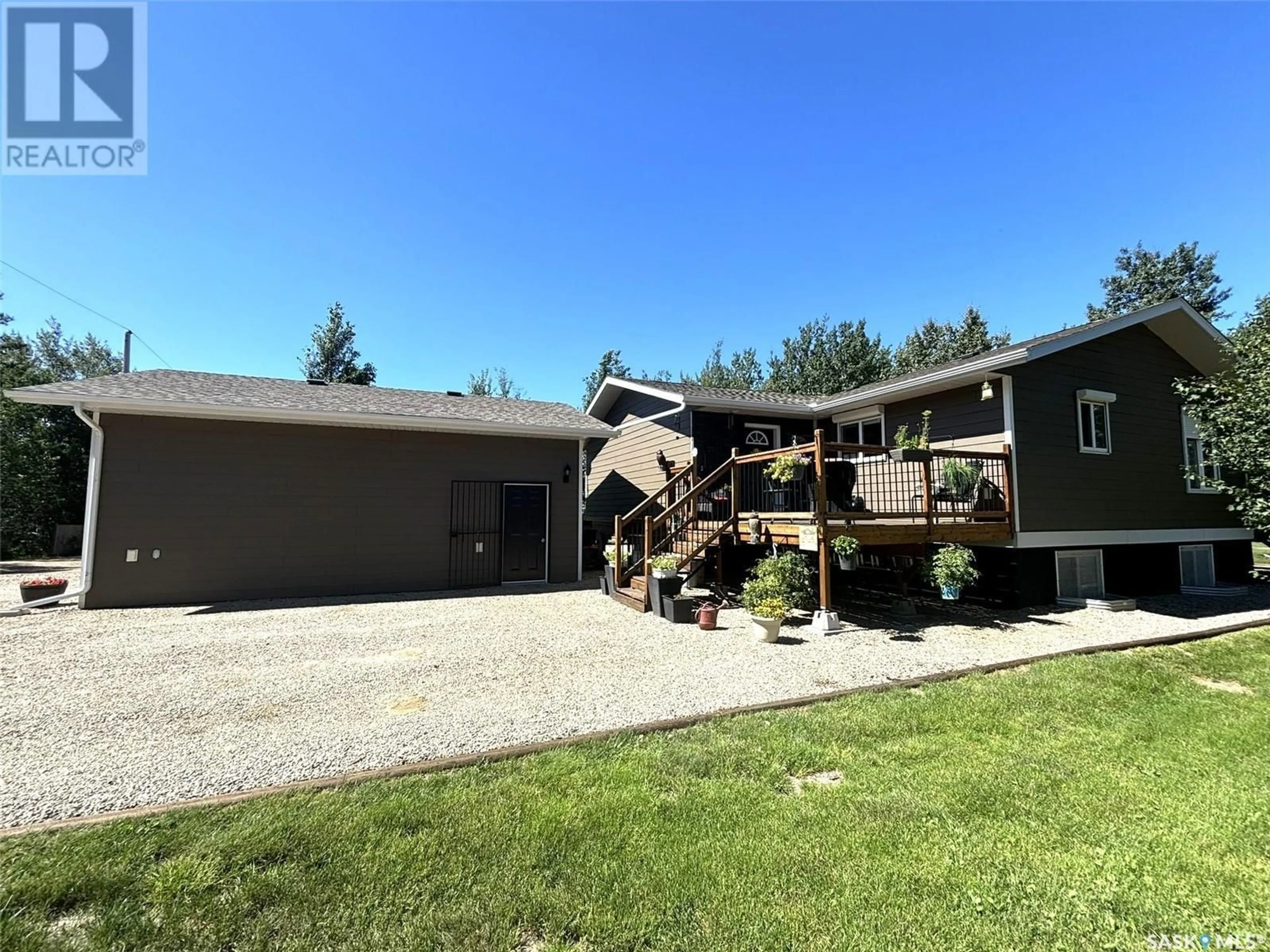 A pic from outside/outdoor area/front of a property/back of a property/a pic from drone, unknown for lot 11 and 1/2 of lot 10 - 32 MINISTIKWAN ROAD, Loon Lake Rm No. 561 Saskatchewan S0M1L0