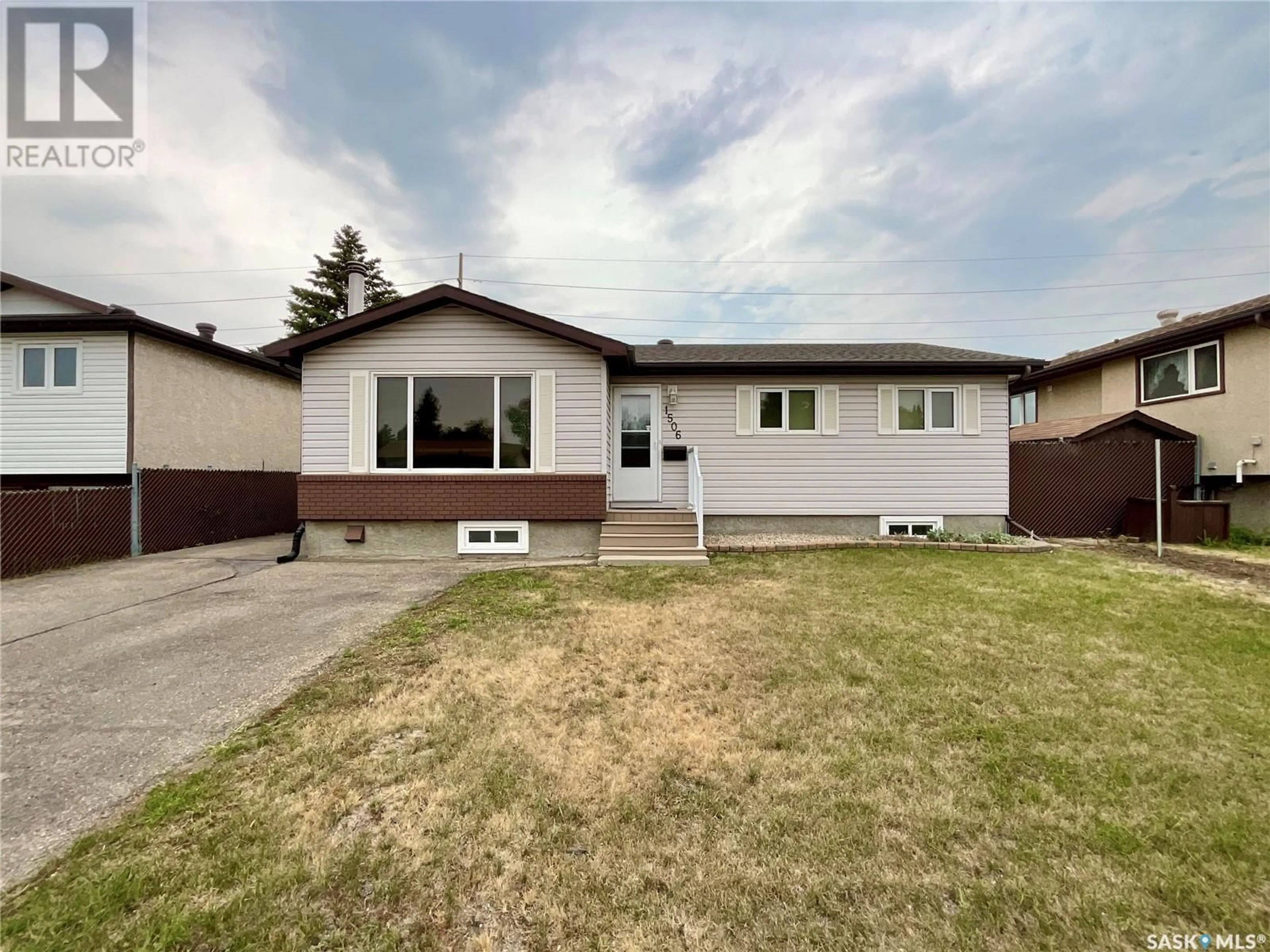 Frontside or backside of a home for 1506 Fleet STREET, Regina Saskatchewan S4N5R9