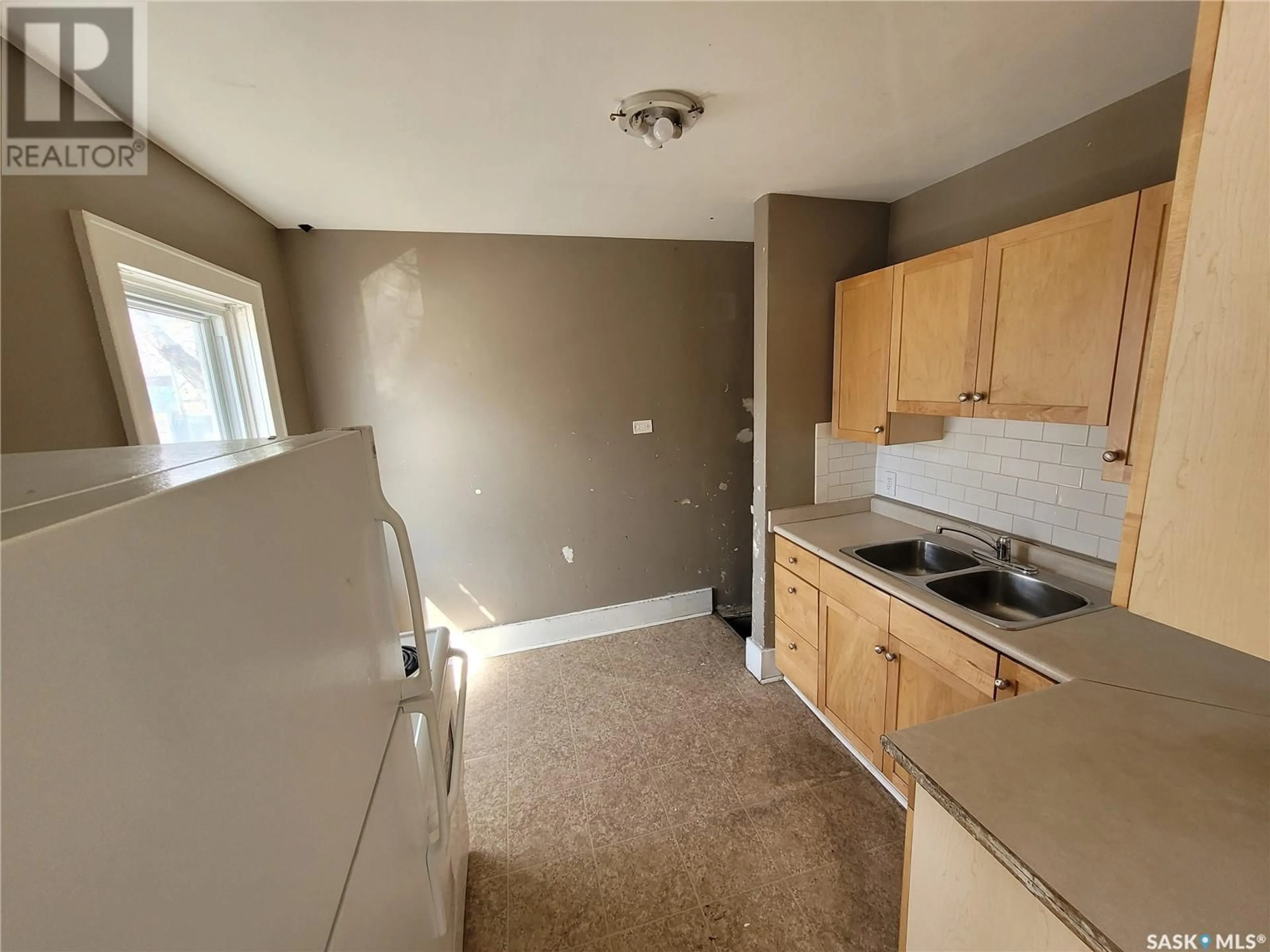 A pic of a room for 1078 Rae STREET, Regina Saskatchewan S4T2B6