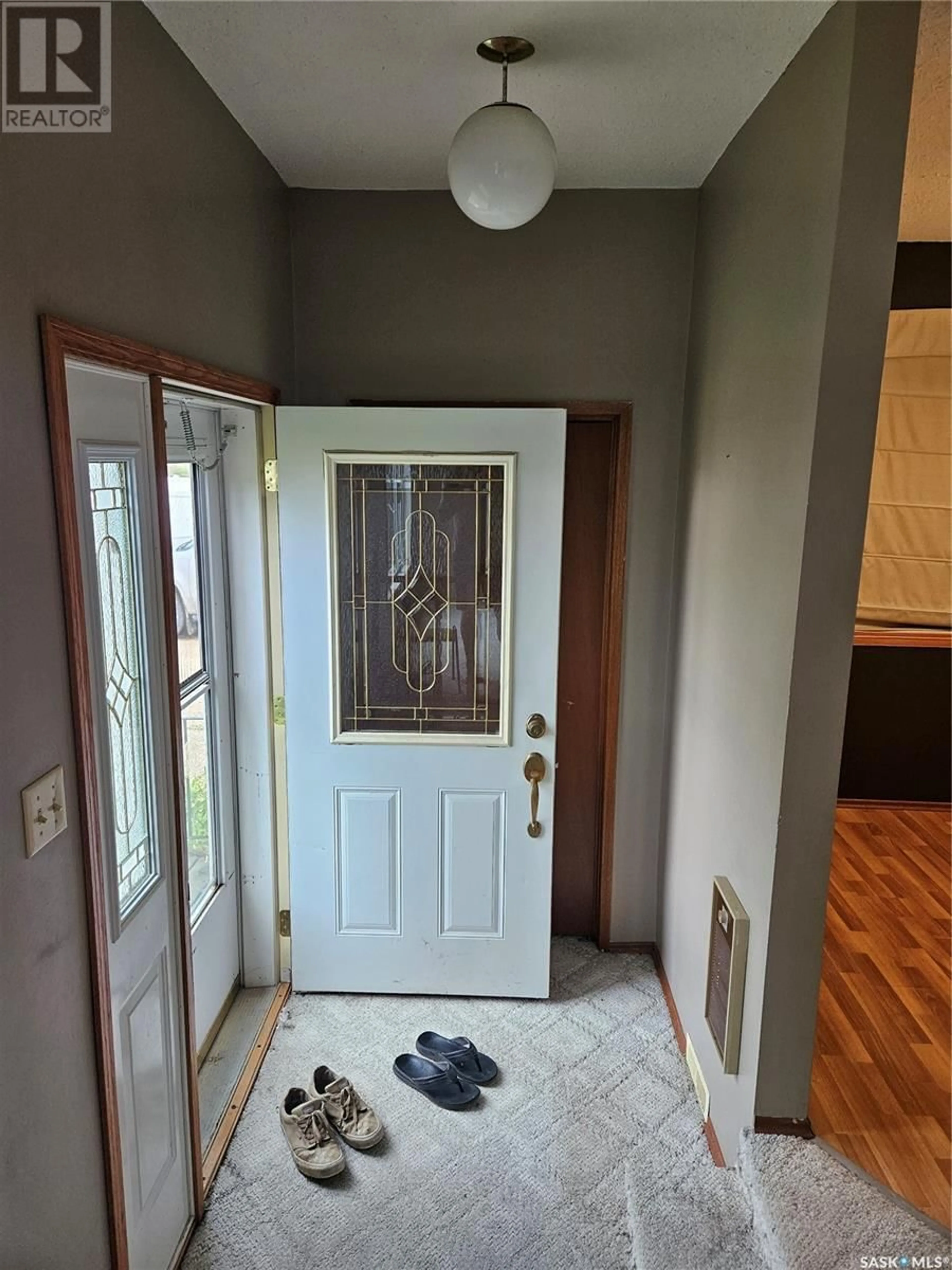 Indoor entryway, not visible floor for 100 Alexander STREET, Wawota Saskatchewan S0G5A0