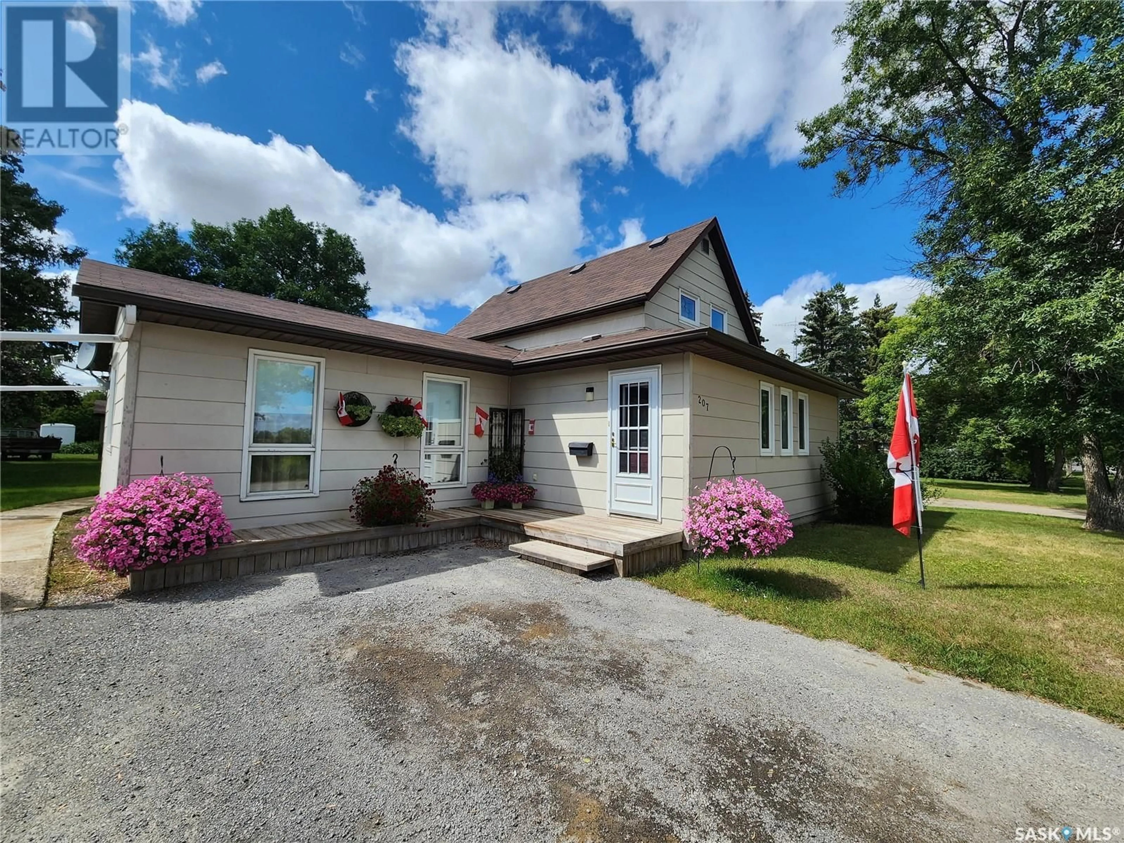 Frontside or backside of a home, cottage for 207 Garnet STREET S, Wolseley Saskatchewan S0G5H0