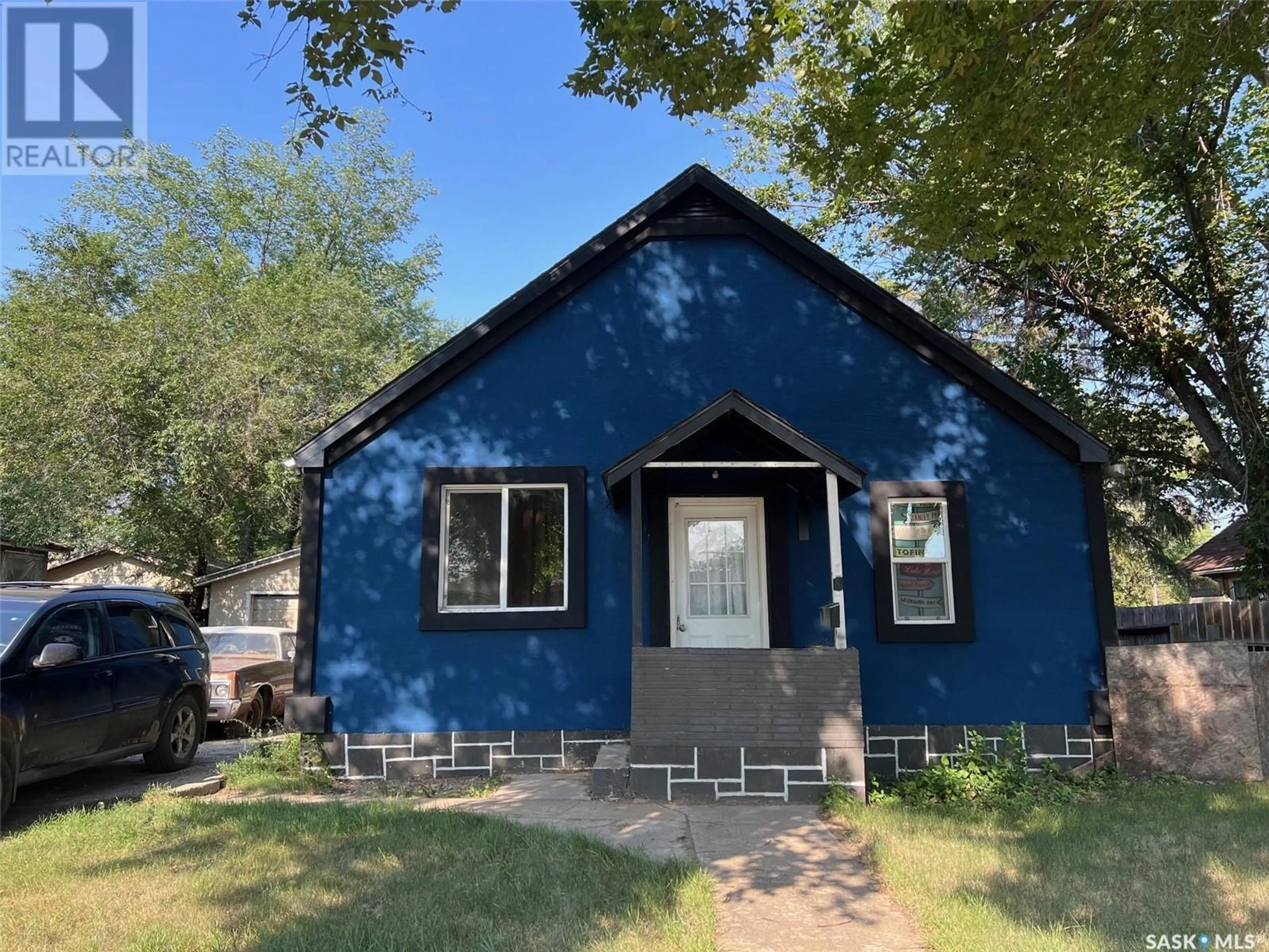 Home with vinyl exterior material, street for 1581 103RD STREET, North Battleford Saskatchewan S9A1L4