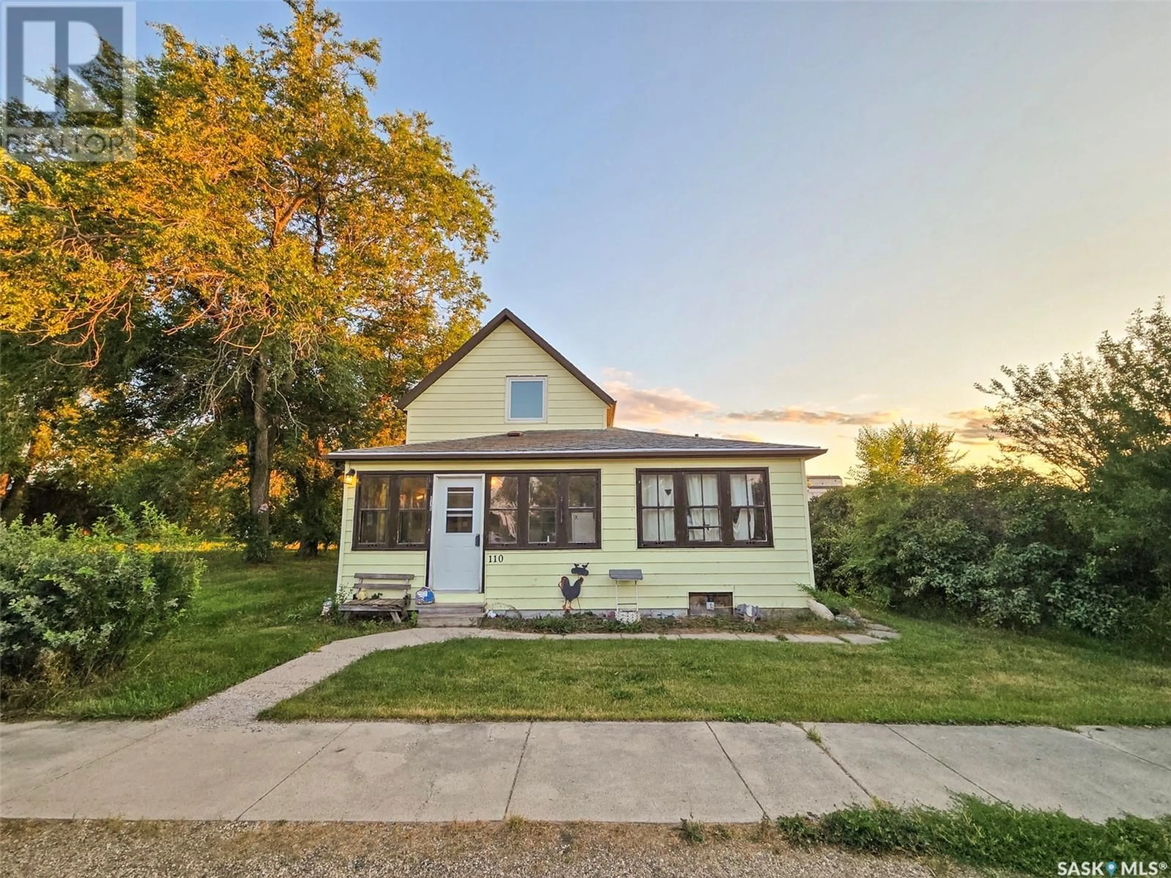 Frontside or backside of a home, cottage for 110 2nd AVENUE, Young Saskatchewan S0K4Y0