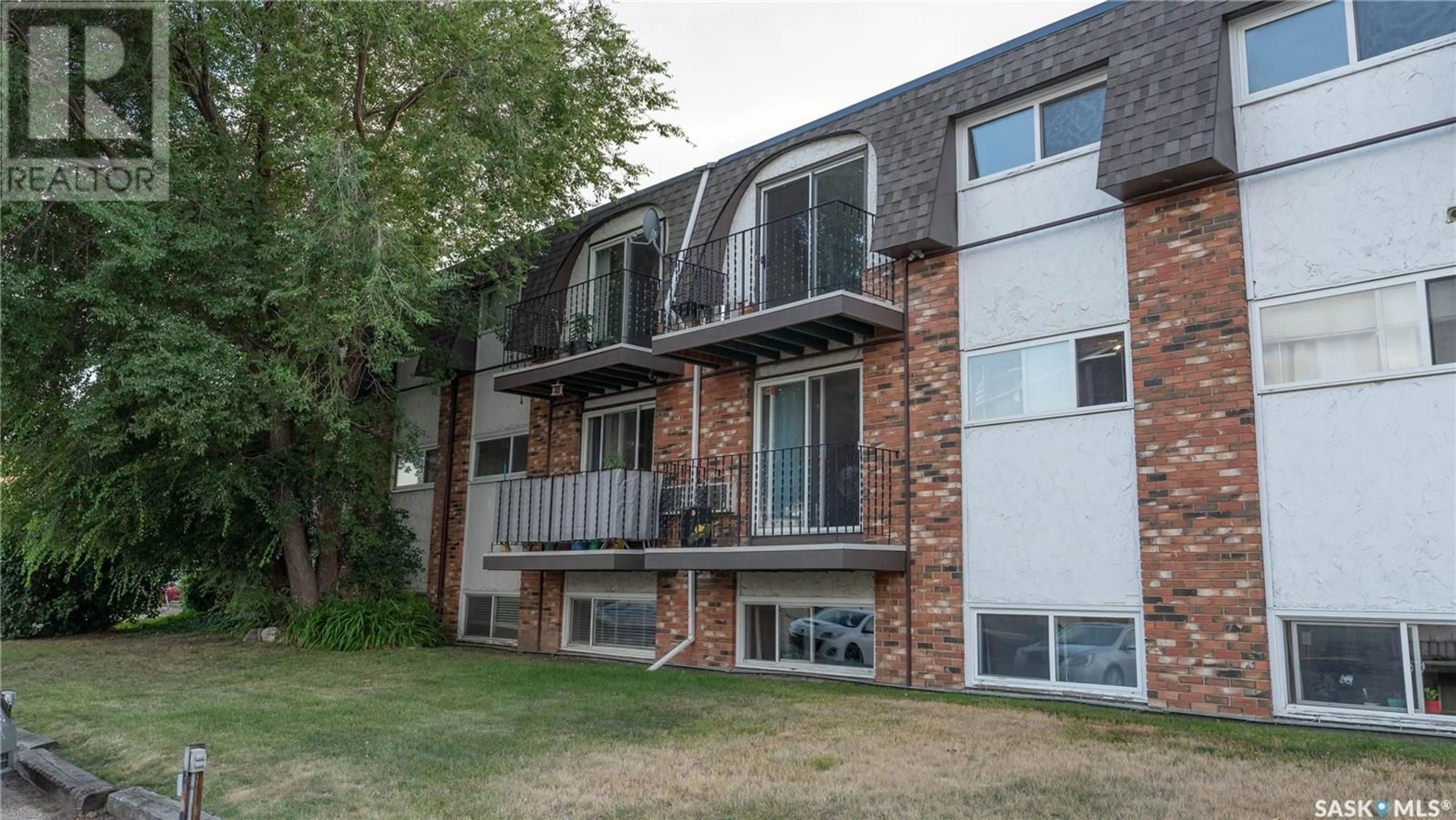 A pic from exterior of the house or condo for 19 3625 Chaben PLACE, Saskatoon Saskatchewan S7H4E9