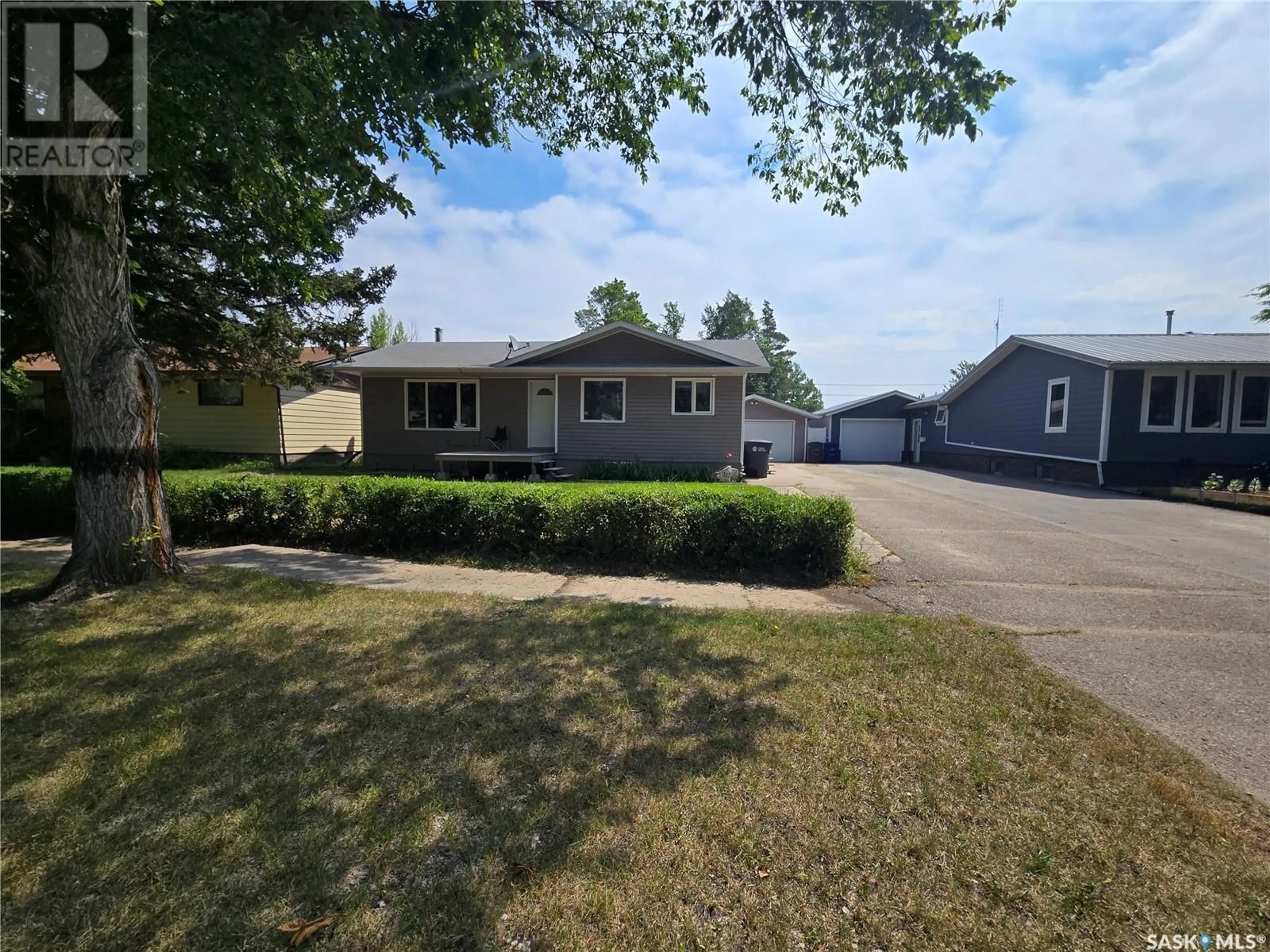 Frontside or backside of a home for 317 3rd AVENUE, Kipling Saskatchewan S0G2S0