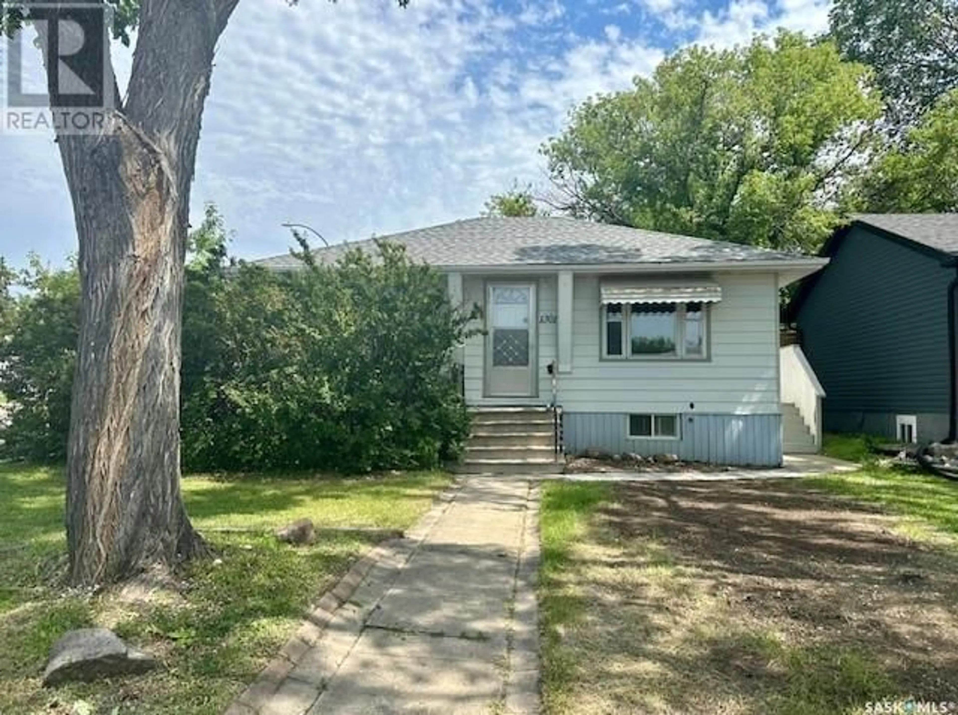 Frontside or backside of a home for 1301 Horace STREET, Regina Saskatchewan S4T5L7