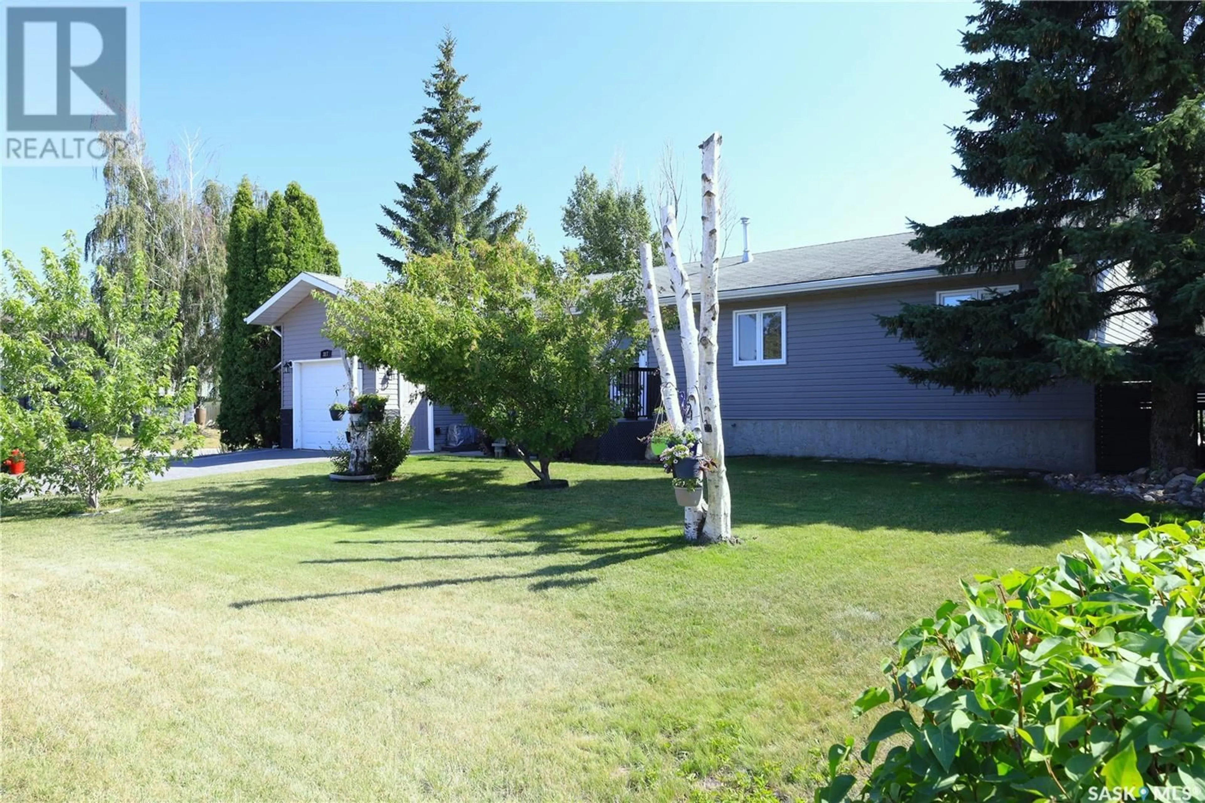 Outside view for 317 Loeppky AVENUE, Dalmeny Saskatchewan S0K1E0