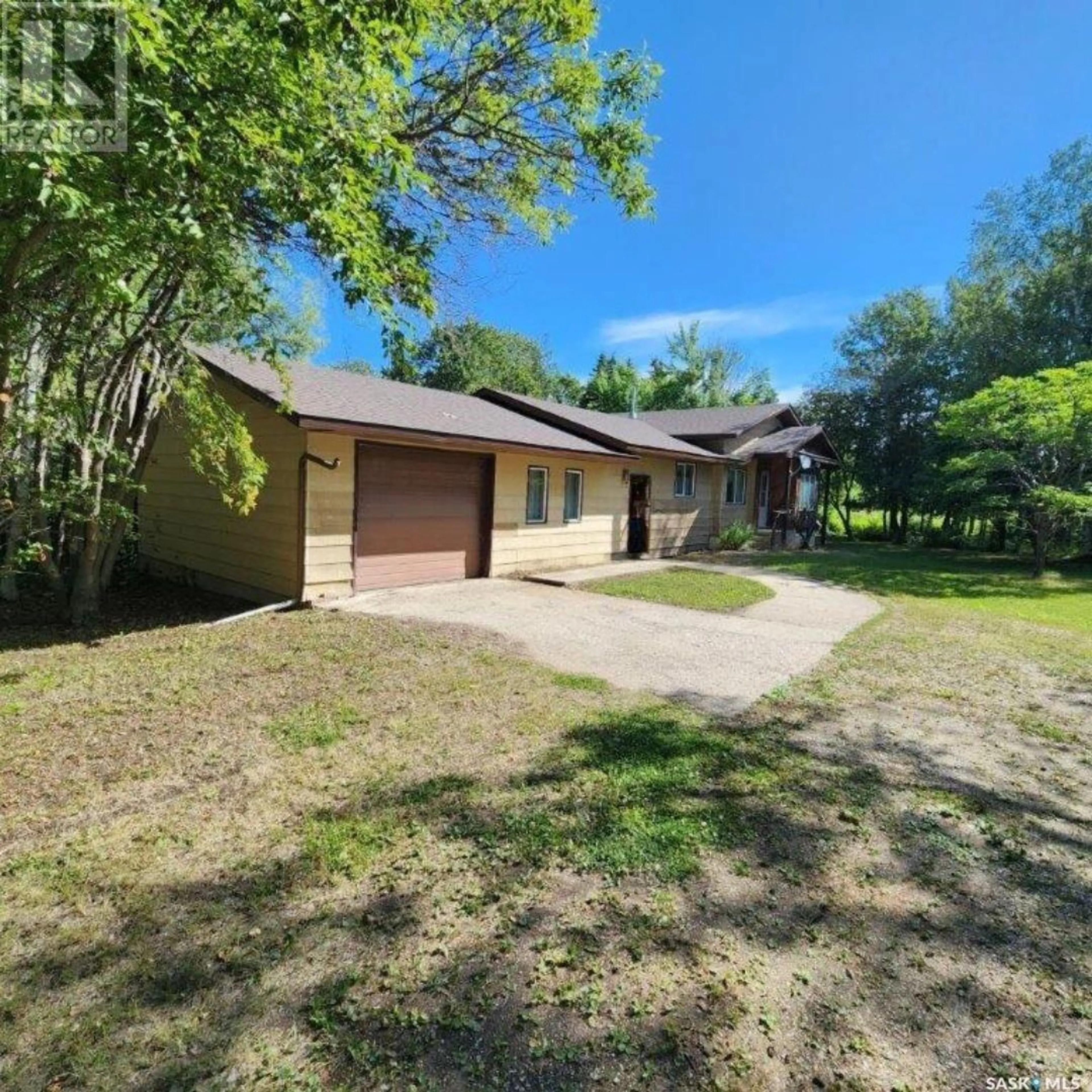 Frontside or backside of a home, cottage for Holinaty Acreage, Porcupine Rm No. 395 Saskatchewan S0E1H0