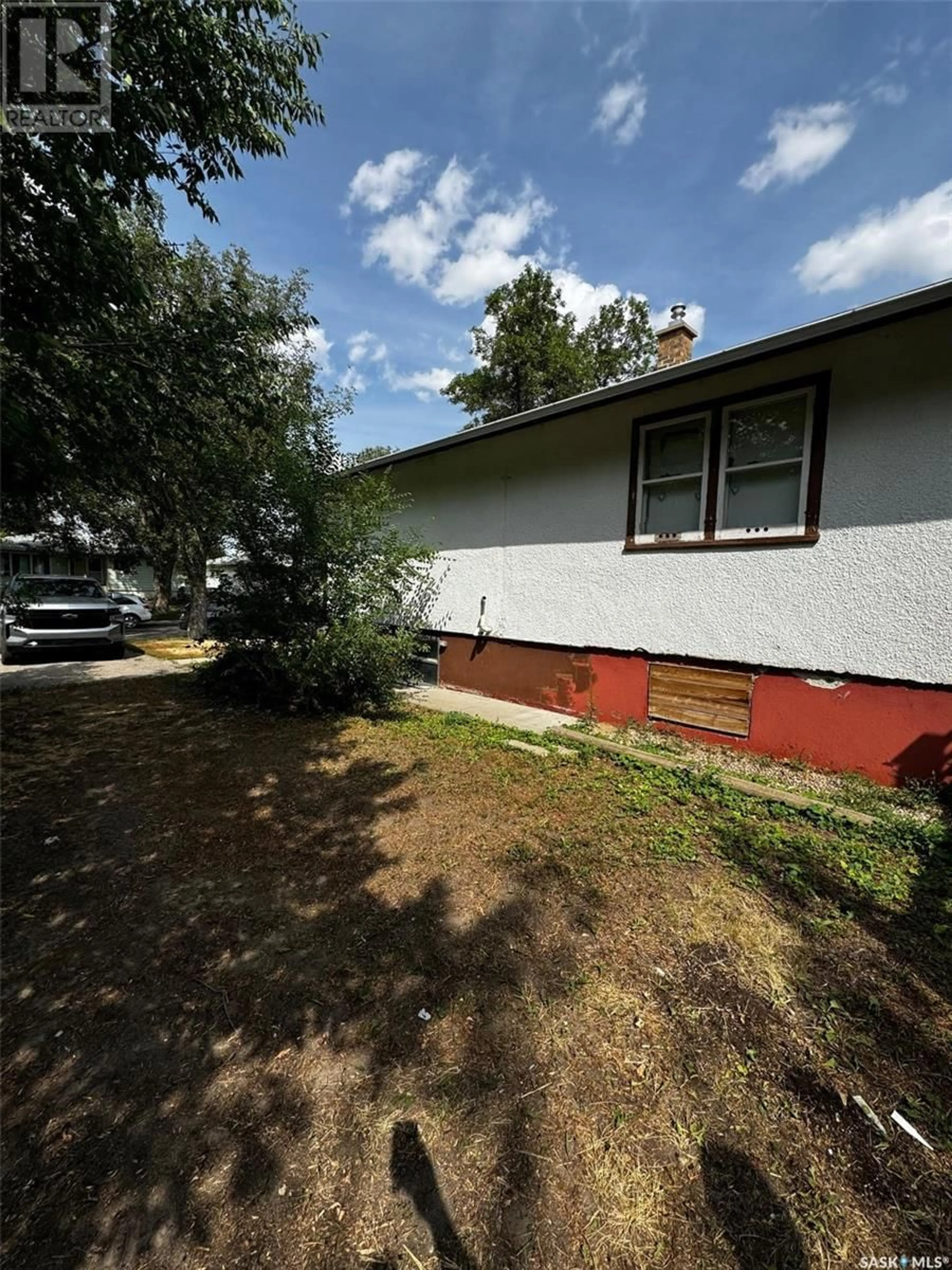 Frontside or backside of a home for 4215 8th AVENUE, Regina Saskatchewan S4T0T8