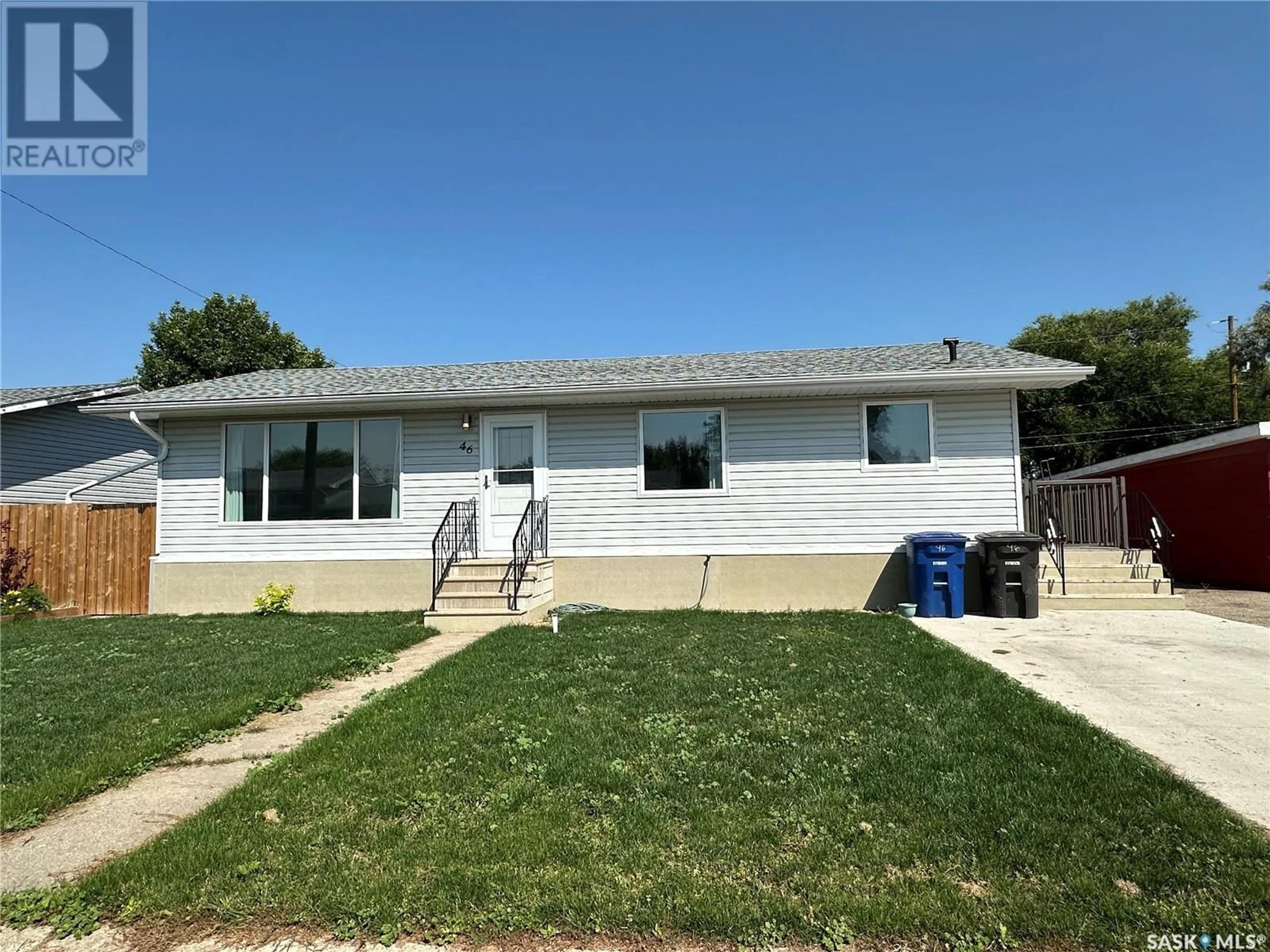 Frontside or backside of a home for 46 King CRESCENT, Humboldt Saskatchewan S0K2A0