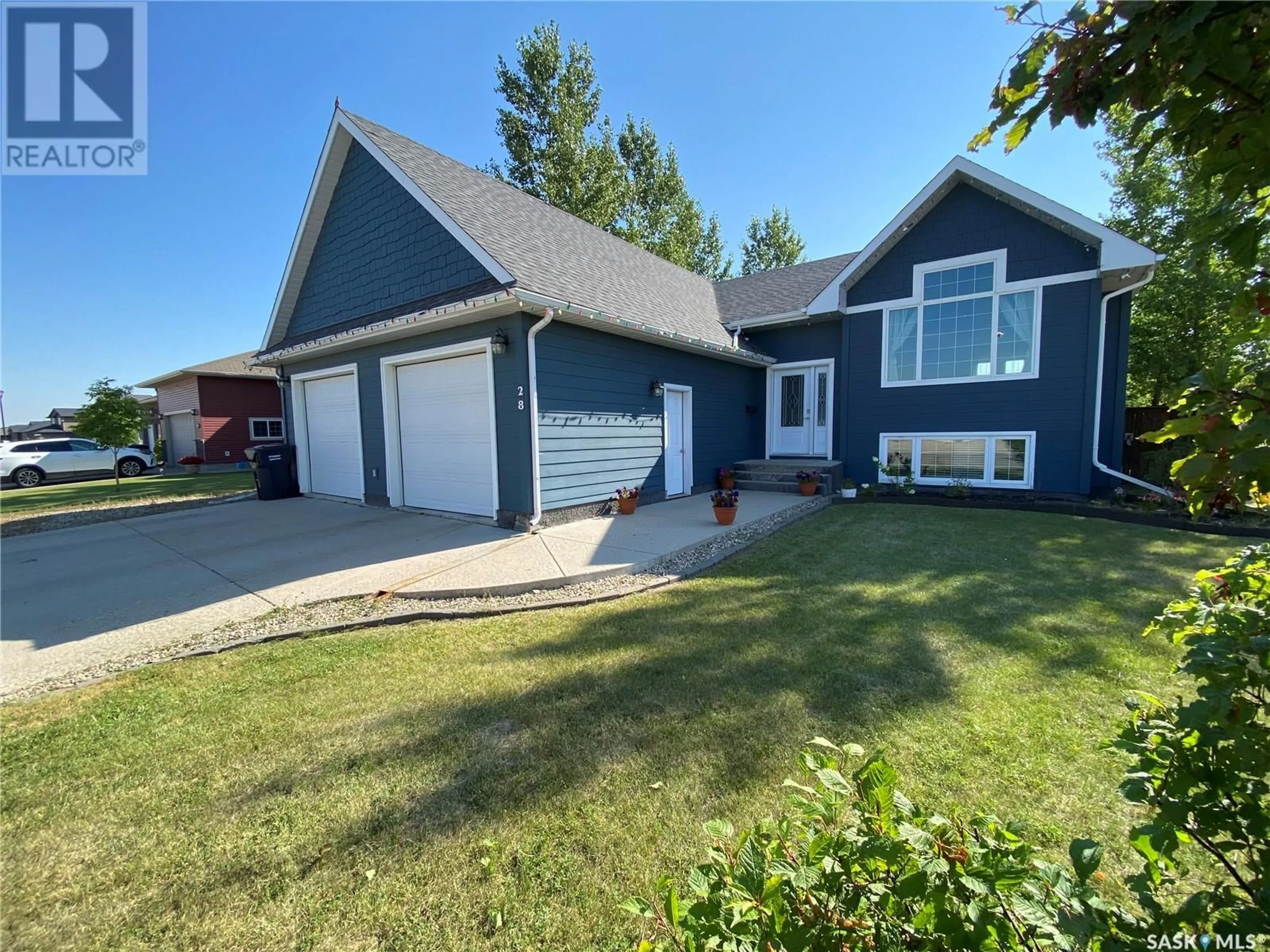 Frontside or backside of a home for 28 Whitewater PLACE, Yorkton Saskatchewan S3N0X1