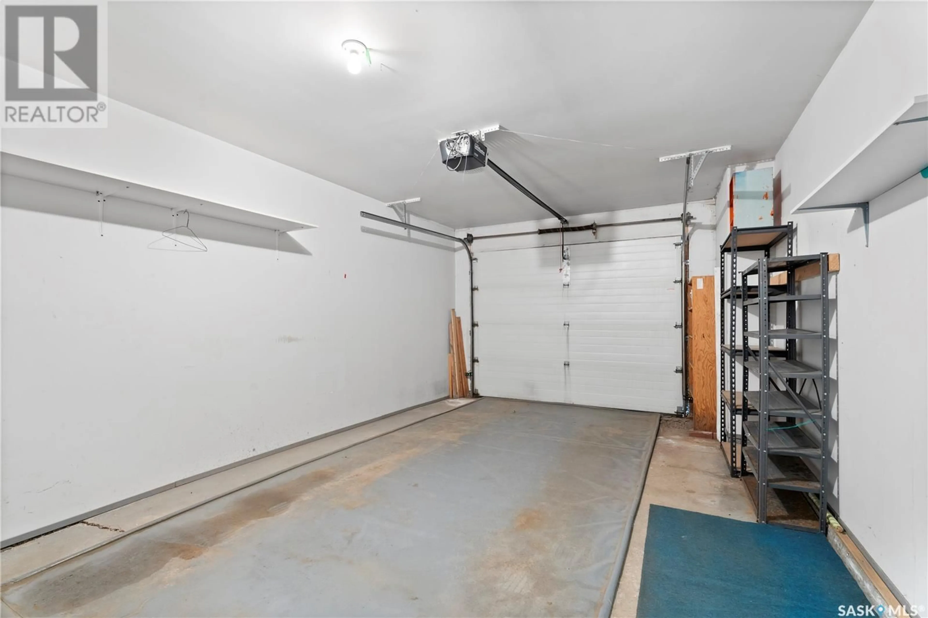 Indoor garage for 40 - 4 18TH STREET, Prince Albert Saskatchewan S6V3Z7