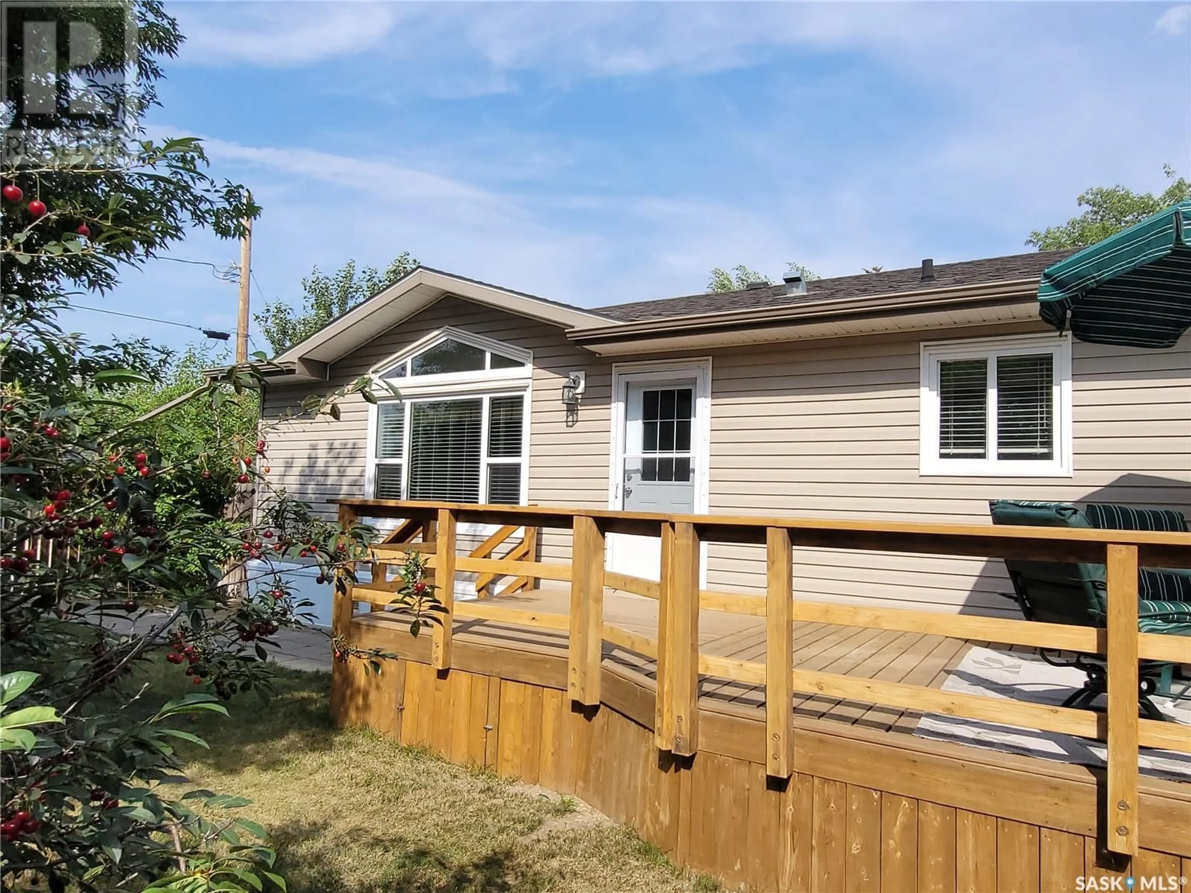 Frontside or backside of a home for 621 2nd AVENUE, Kinley Saskatchewan S0K2E0