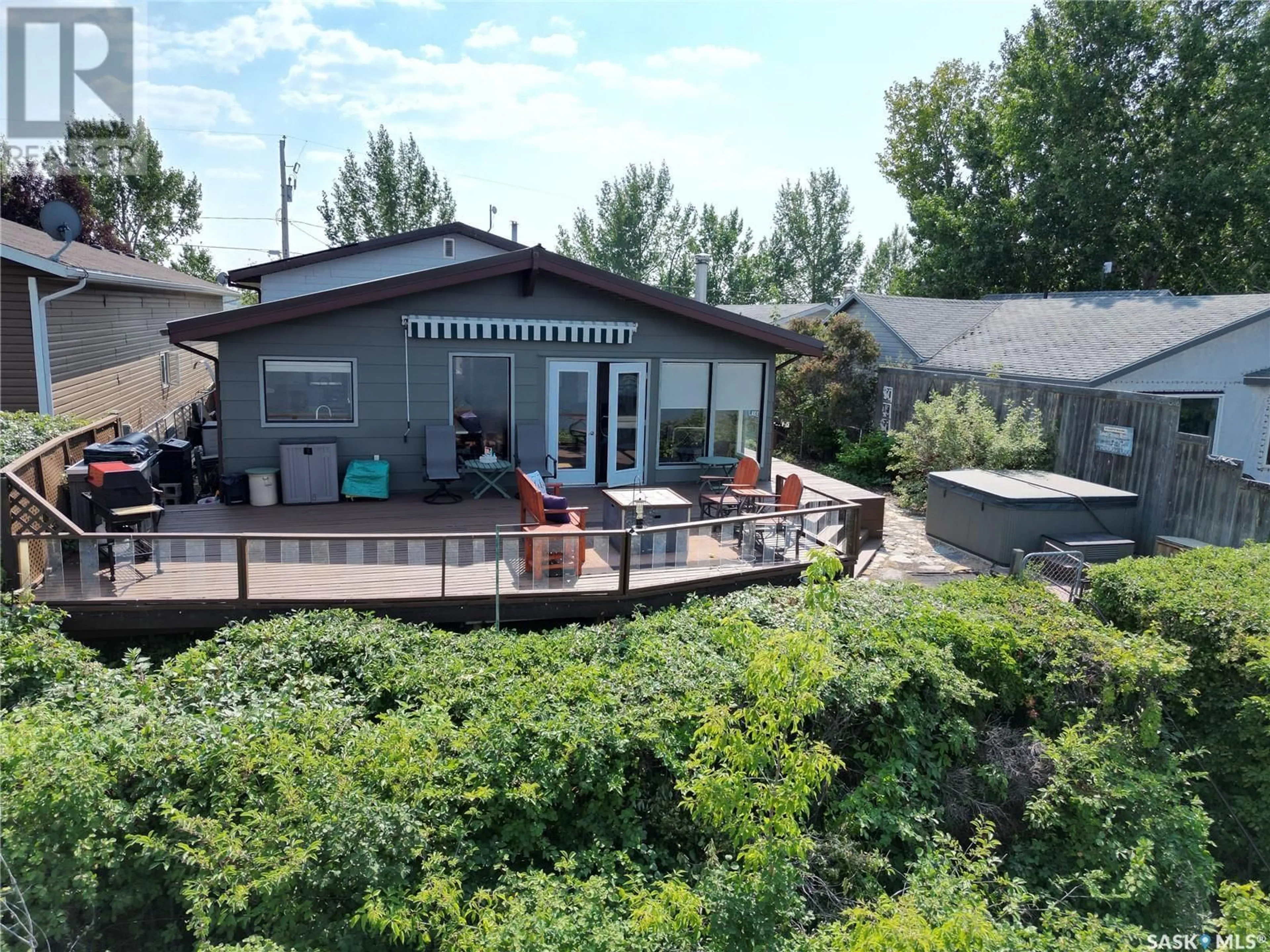 Frontside or backside of a home for 6 Sleepy Hollow ROAD, Jackfish Murray Saskatchewan S0M0L0