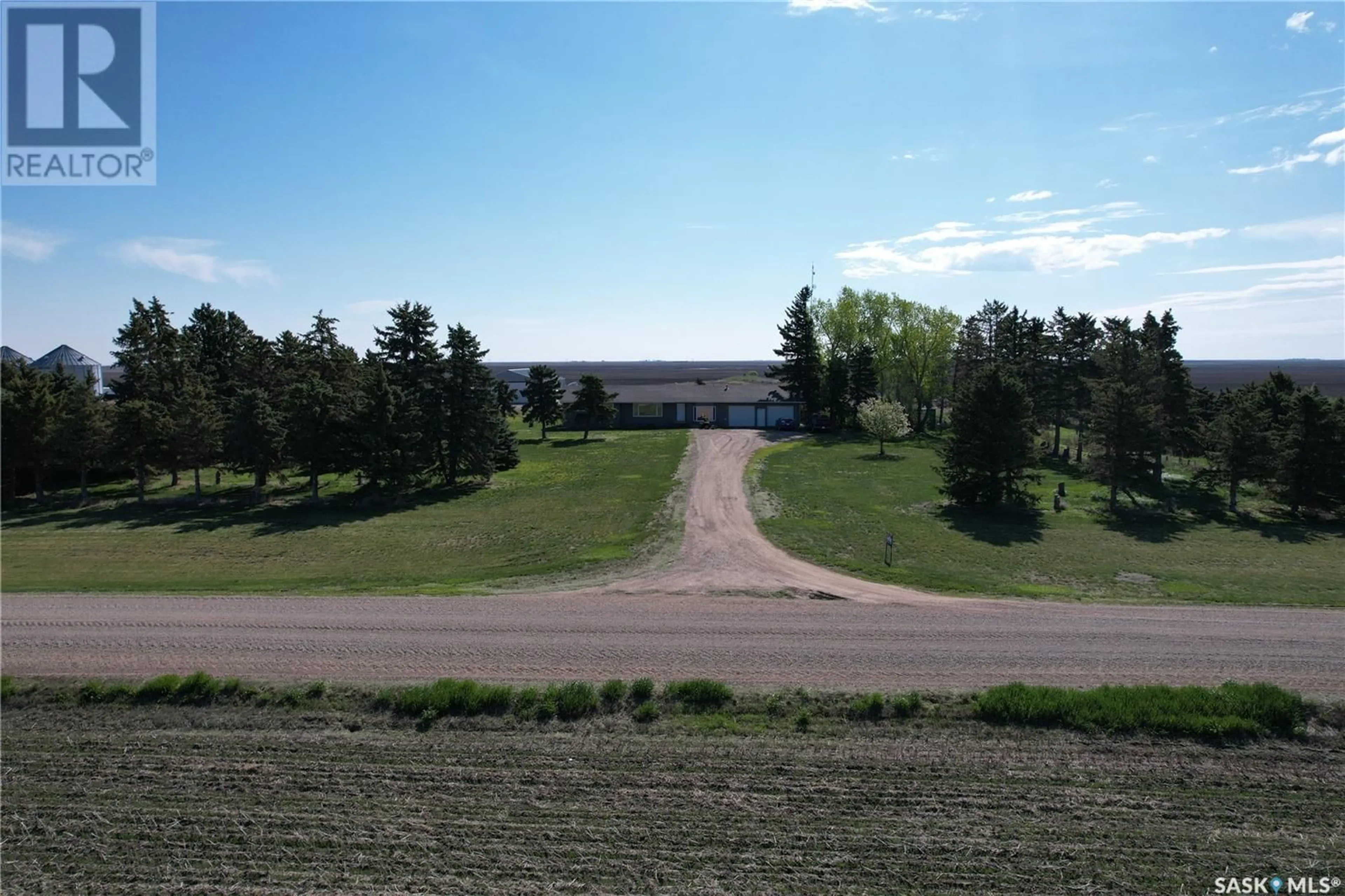A pic from outside/outdoor area/front of a property/back of a property/a pic from drone, unknown for THUL ACREAGE, Marquis Rm No. 191 Saskatchewan S0H2X0