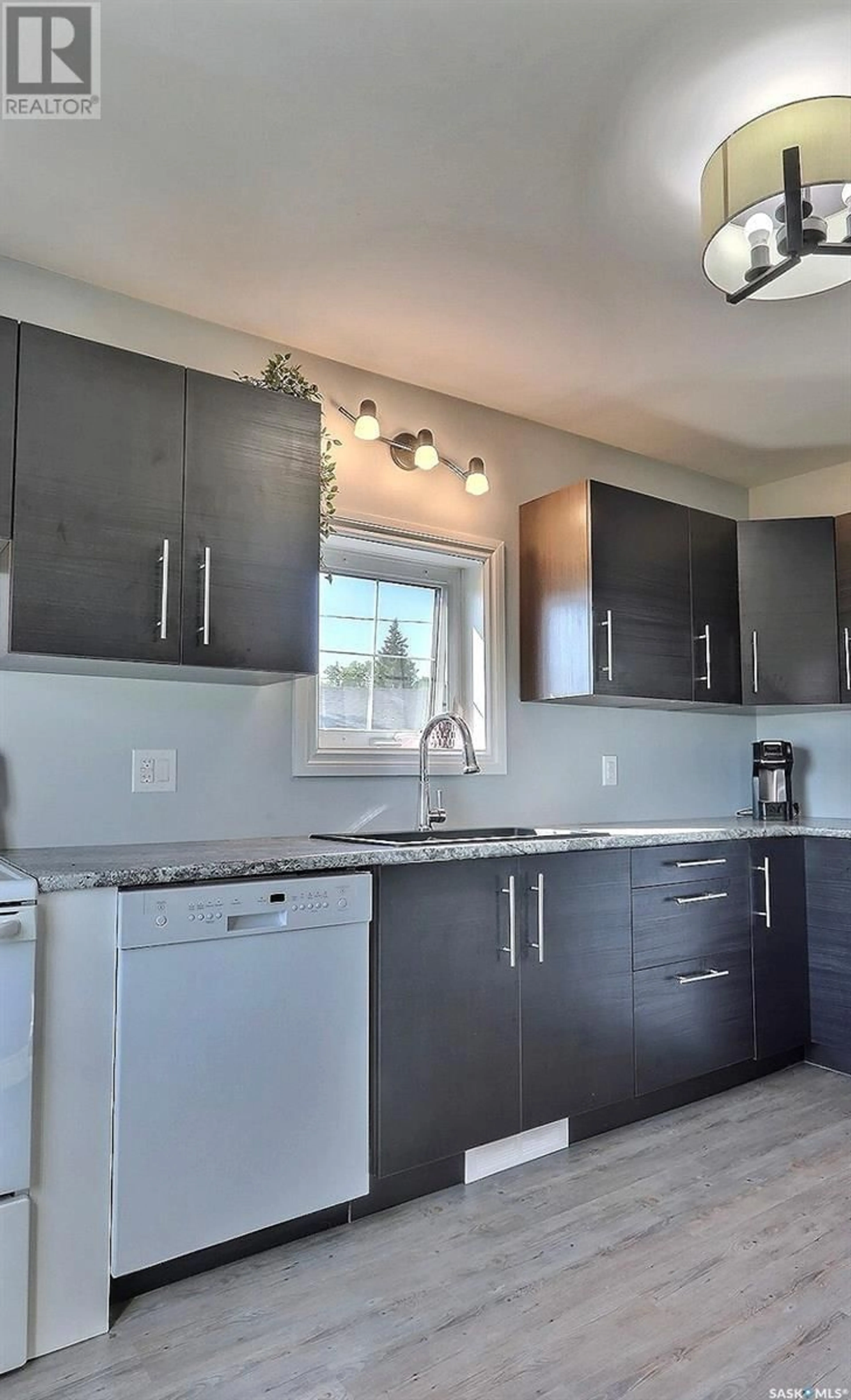 Contemporary kitchen for 612 McCallum AVENUE, Birch Hills Saskatchewan S0J0G0