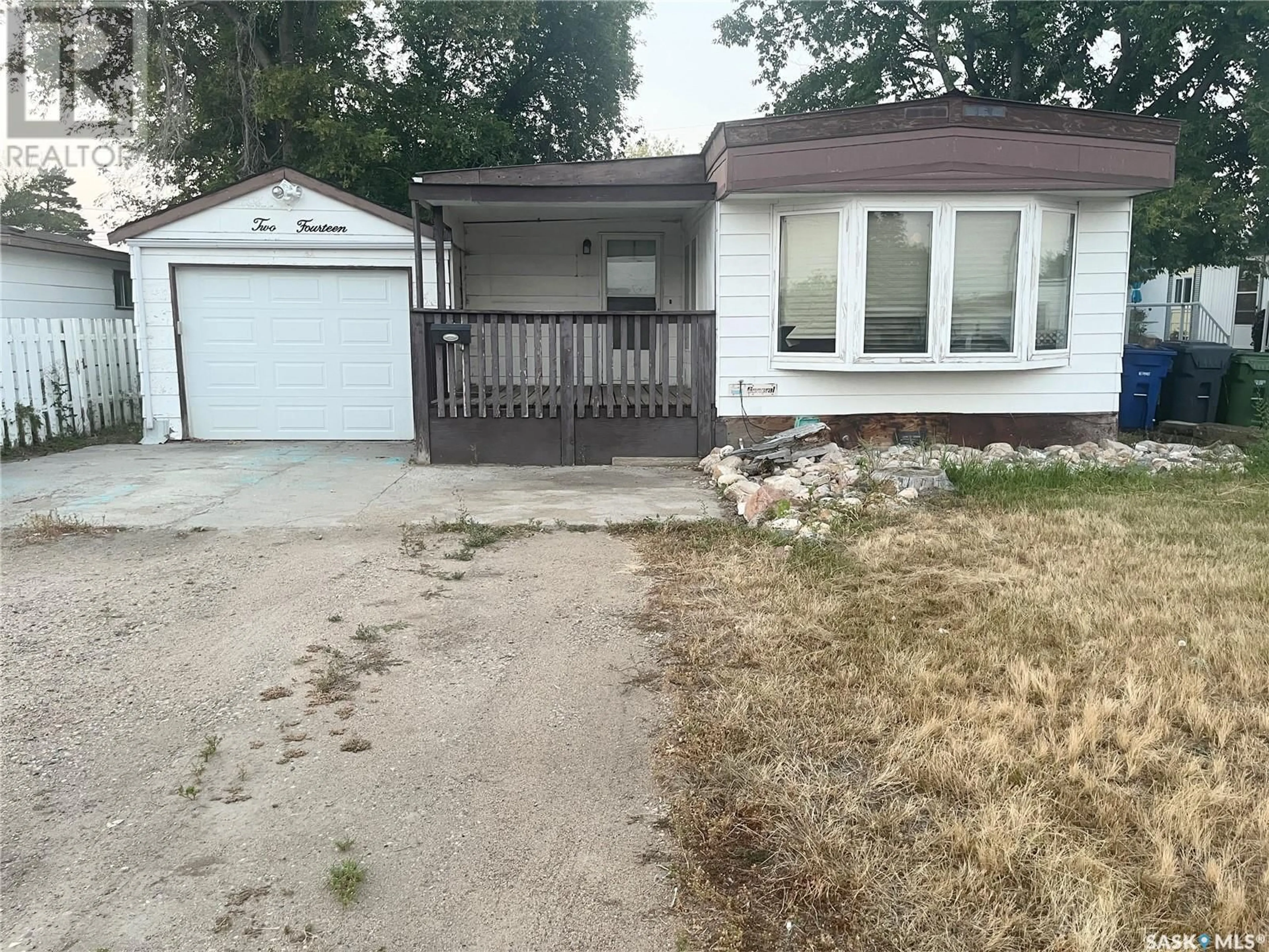 Frontside or backside of a home for 214 17th STREET, Battleford Saskatchewan S0M0E0