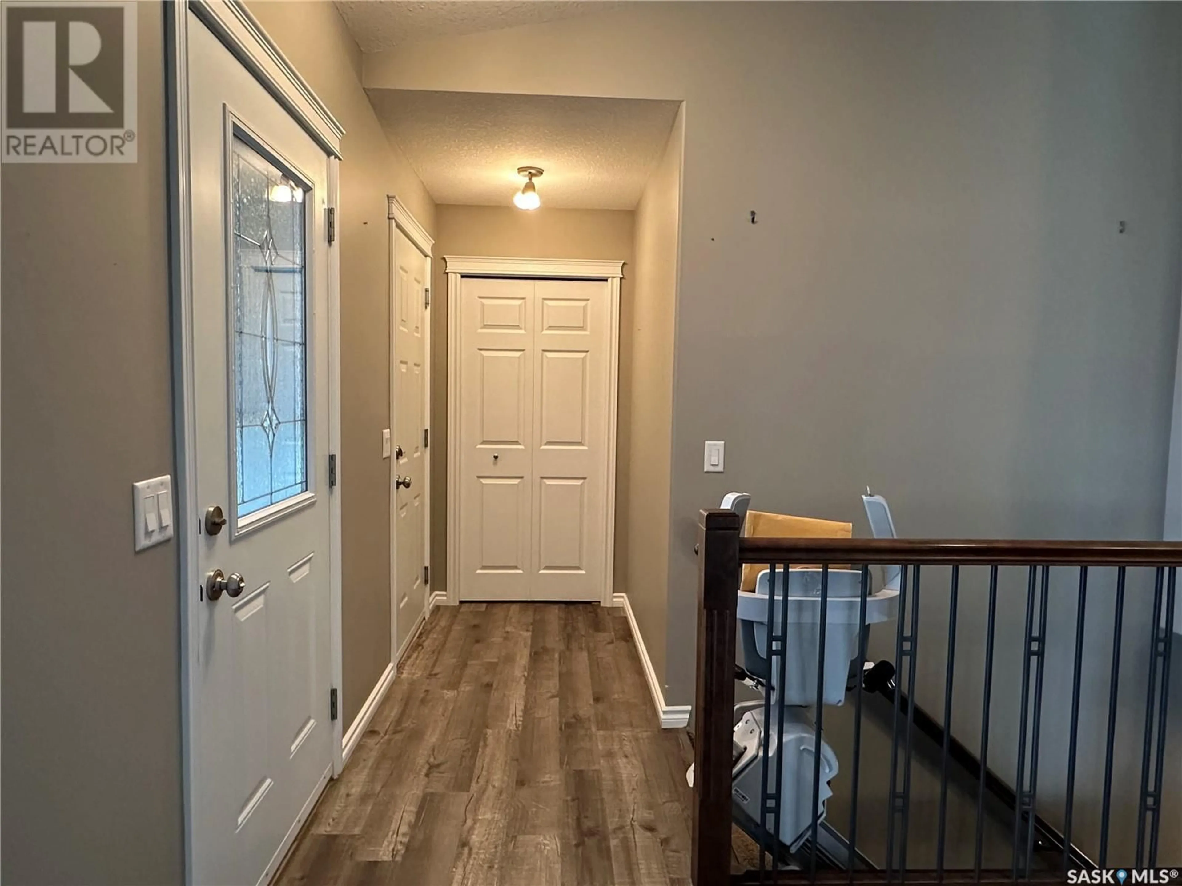 Indoor entryway for 702 7th STREET, Humboldt Saskatchewan S0K2A0