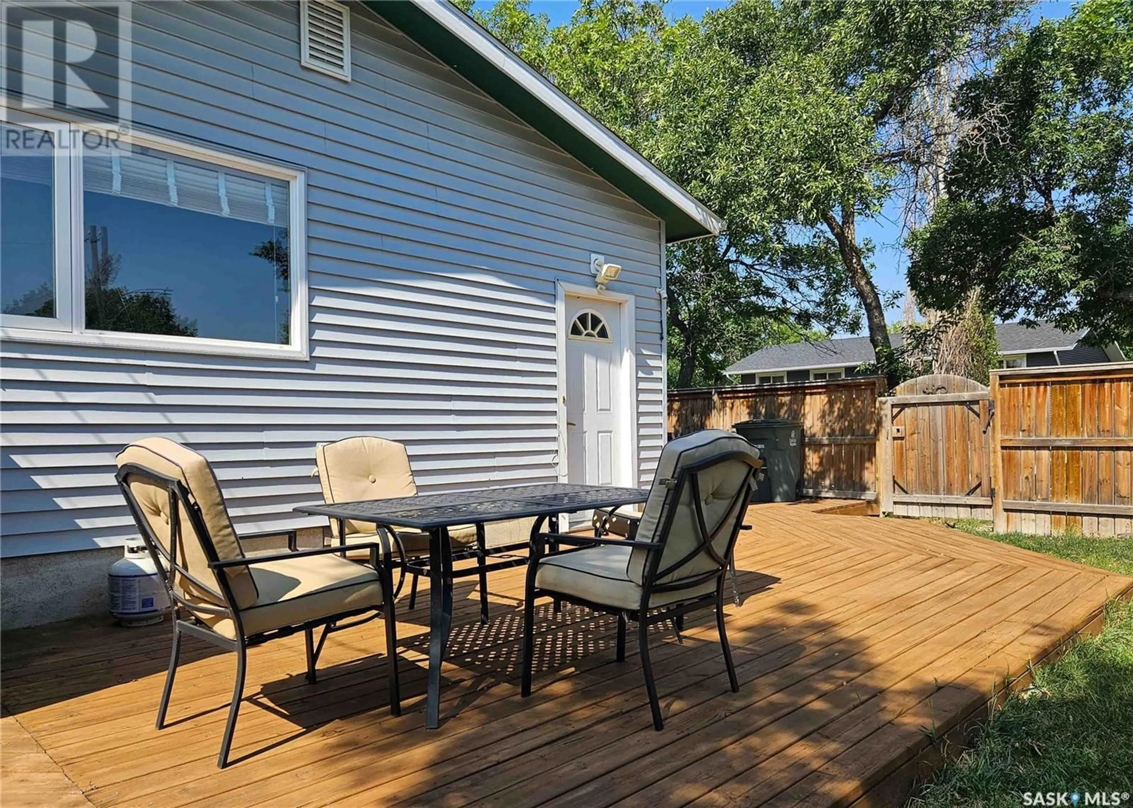 Patio for 316 Young STREET, Rosetown Saskatchewan S0L2V0