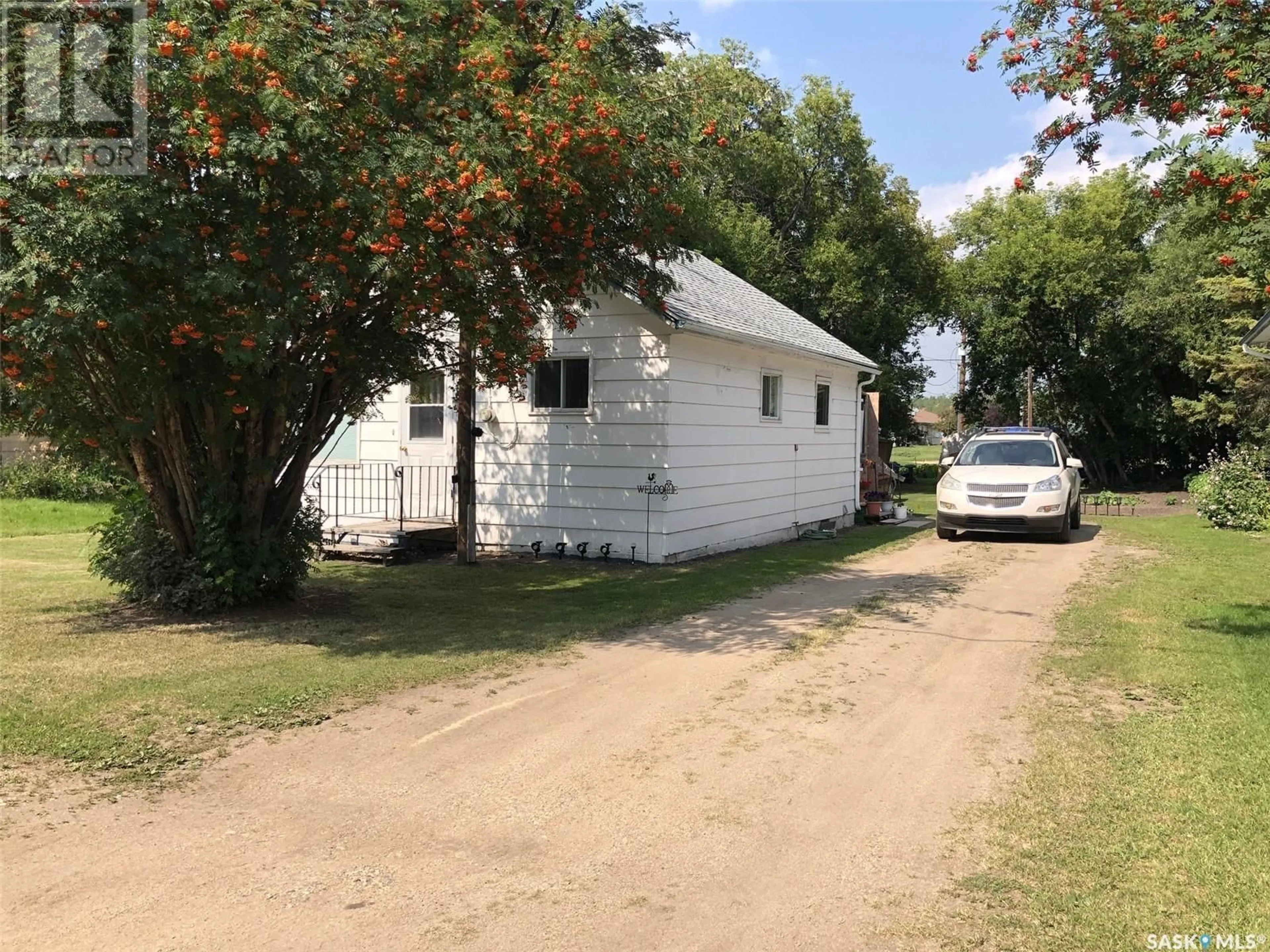 Frontside or backside of a home, cottage for 454 2nd AVENUE NE, Preeceville Saskatchewan S0A3B0