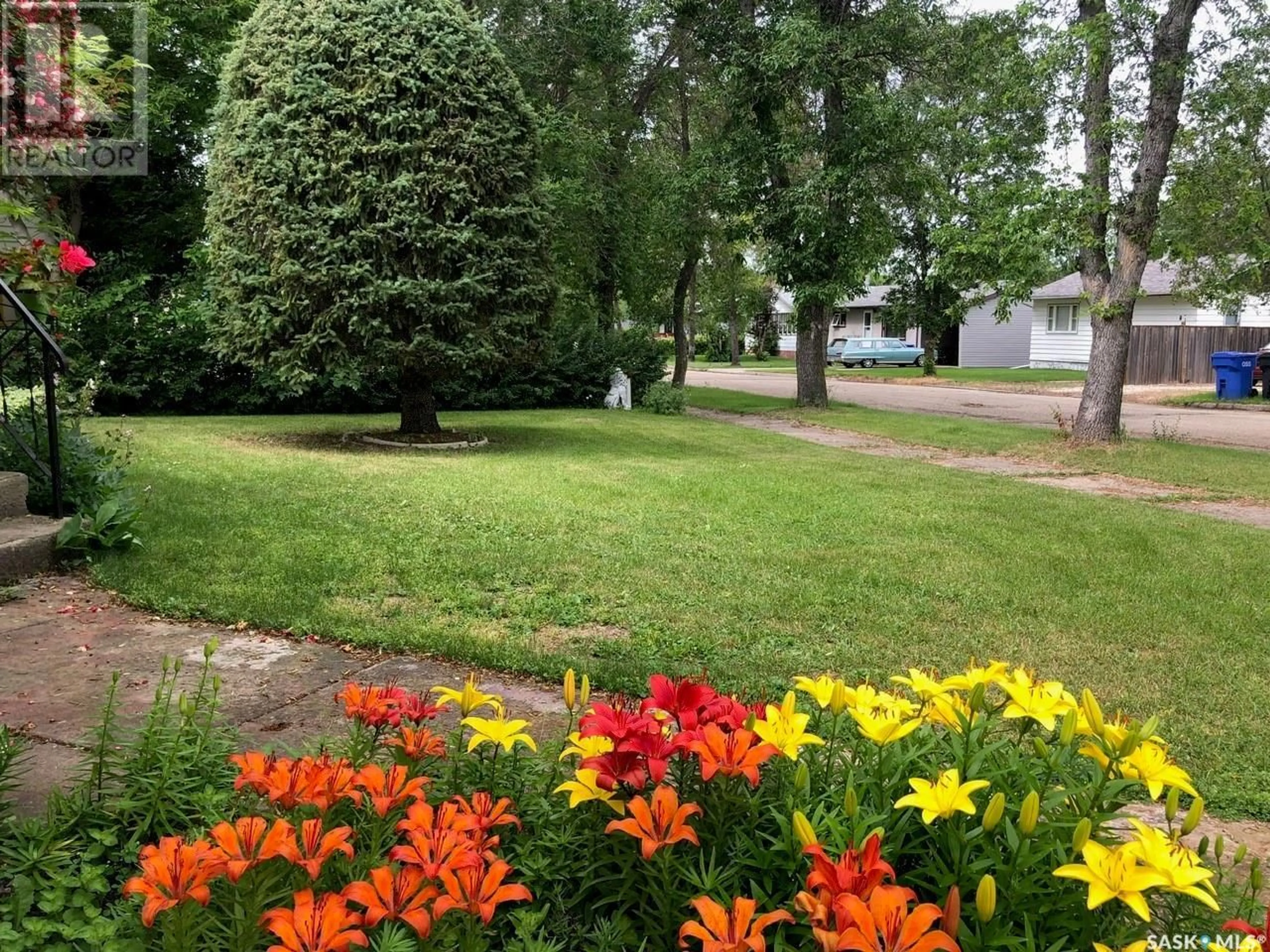 A pic from exterior of the house or condo, the fenced backyard for 234 Northern AVENUE, Canora Saskatchewan S0A0L0