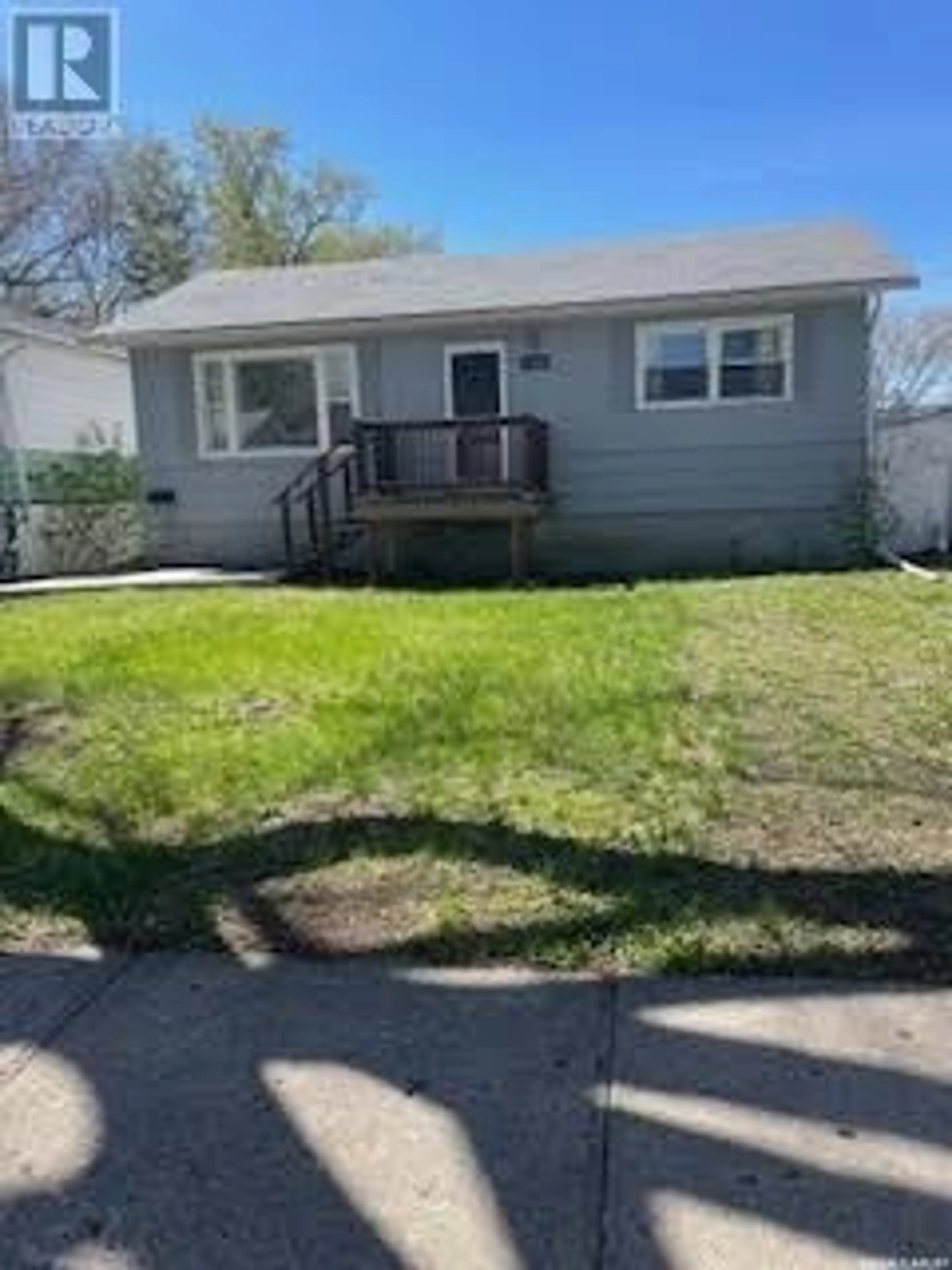 Frontside or backside of a home for 1436 Minto STREET, Regina Saskatchewan S4T5J4