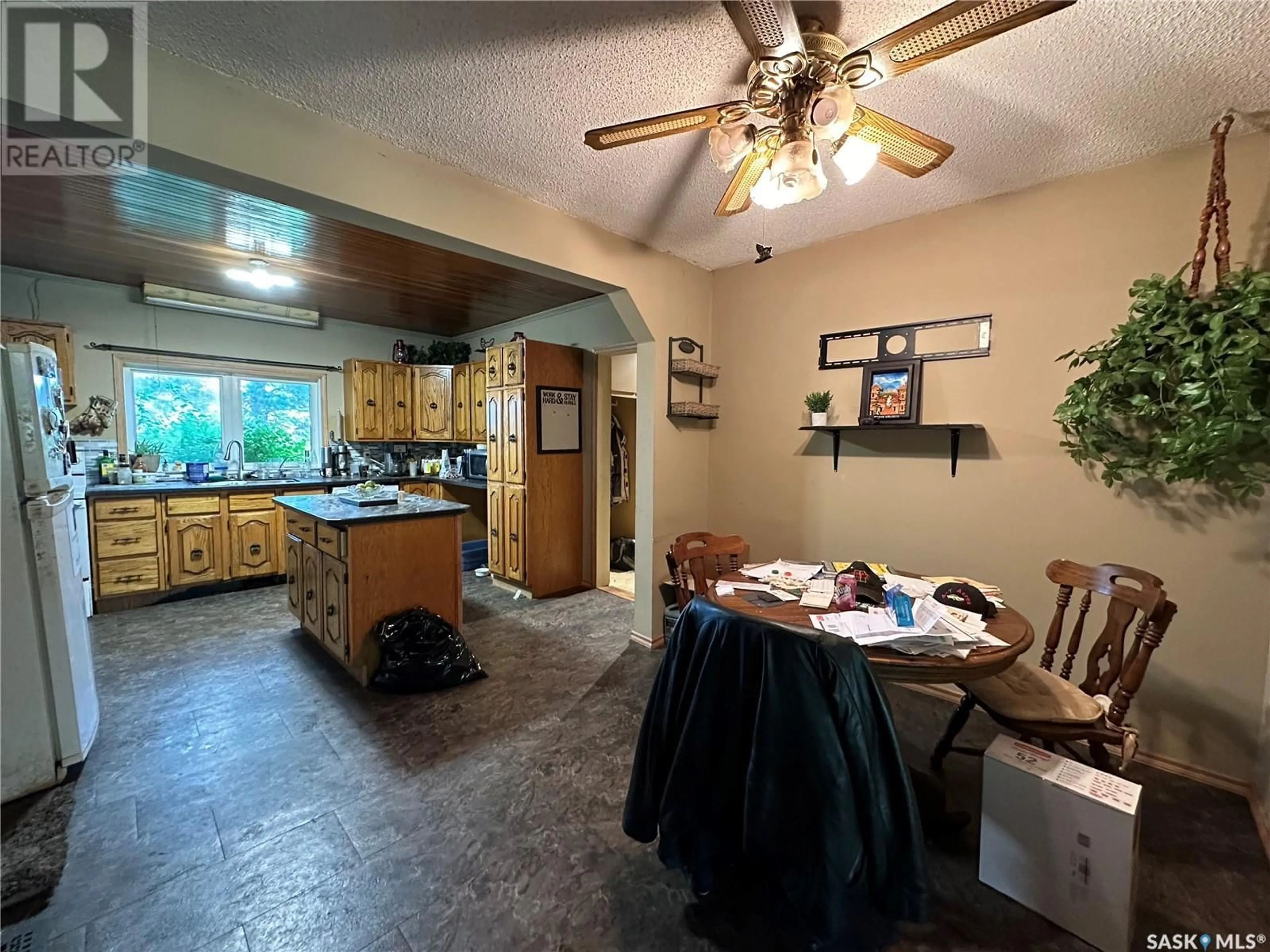 Open concept kitchen for Todoschuk Acreage, Sliding Hills Rm No. 273 Saskatchewan S0A4H0