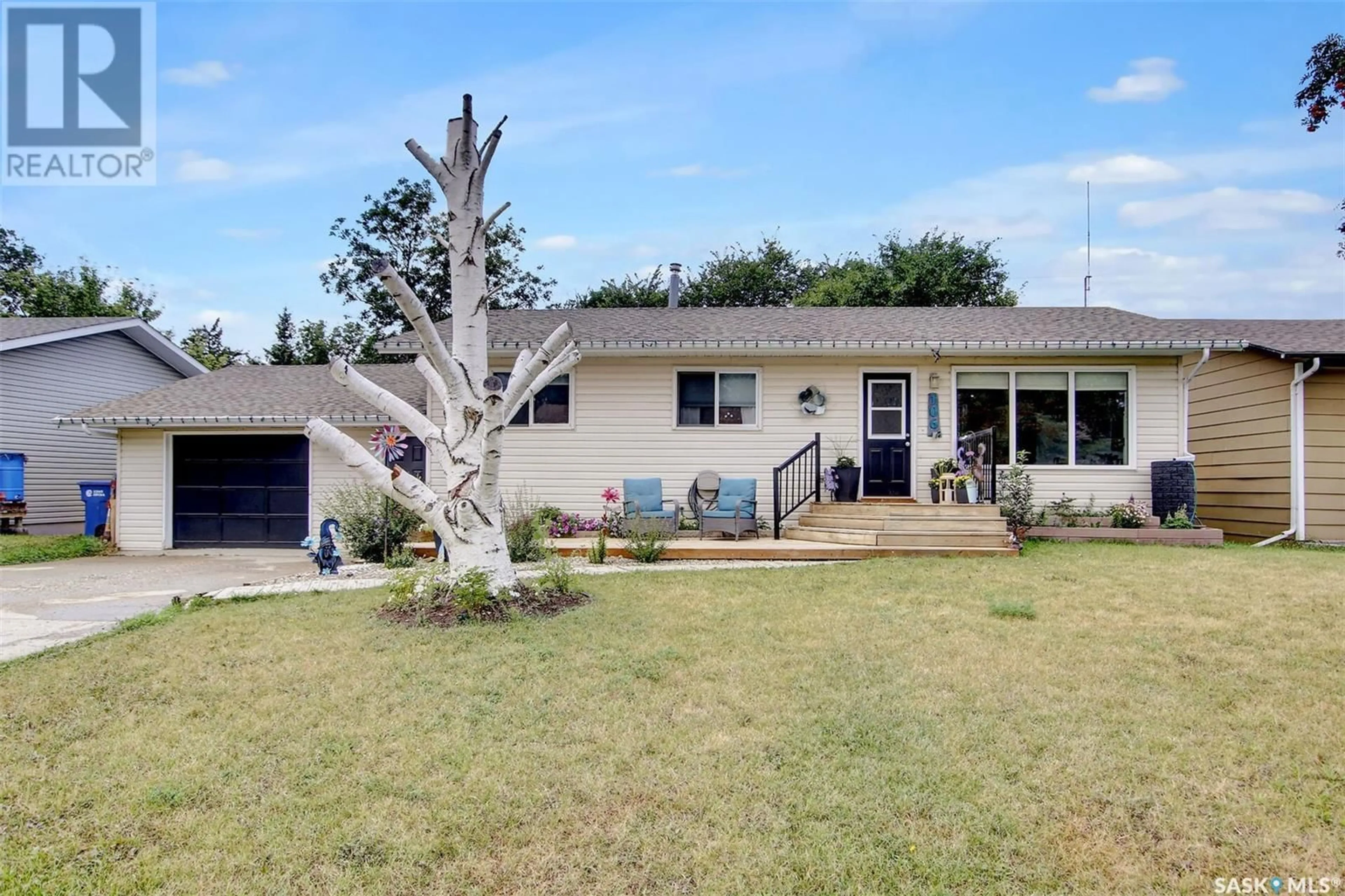 Frontside or backside of a home for 106 Brier STREET, Caronport Saskatchewan S0H0S0