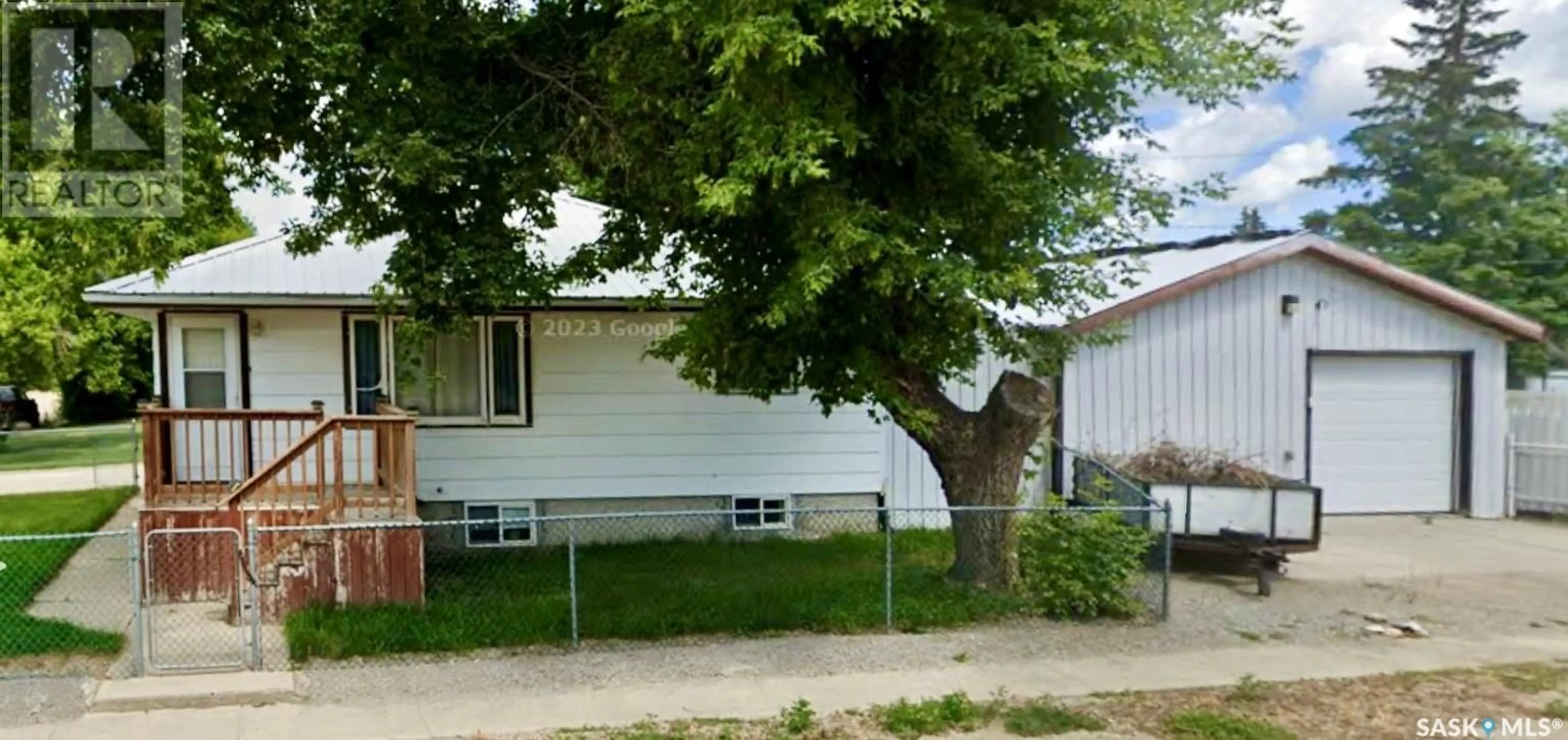 Frontside or backside of a home, the street view for 17 Jarvis STREET, Qu'Appelle Saskatchewan S0G4A0