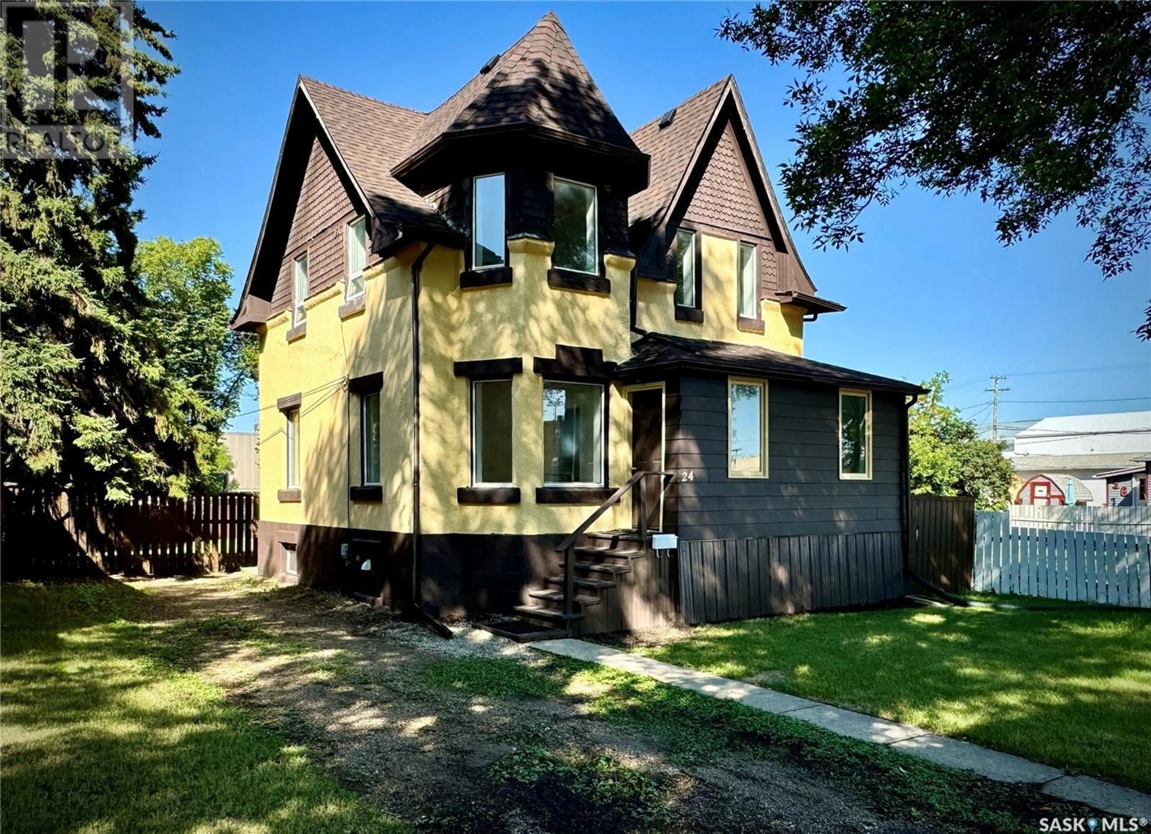 Frontside or backside of a home for 24 Agricultural AVENUE, Yorkton Saskatchewan S3N1S1