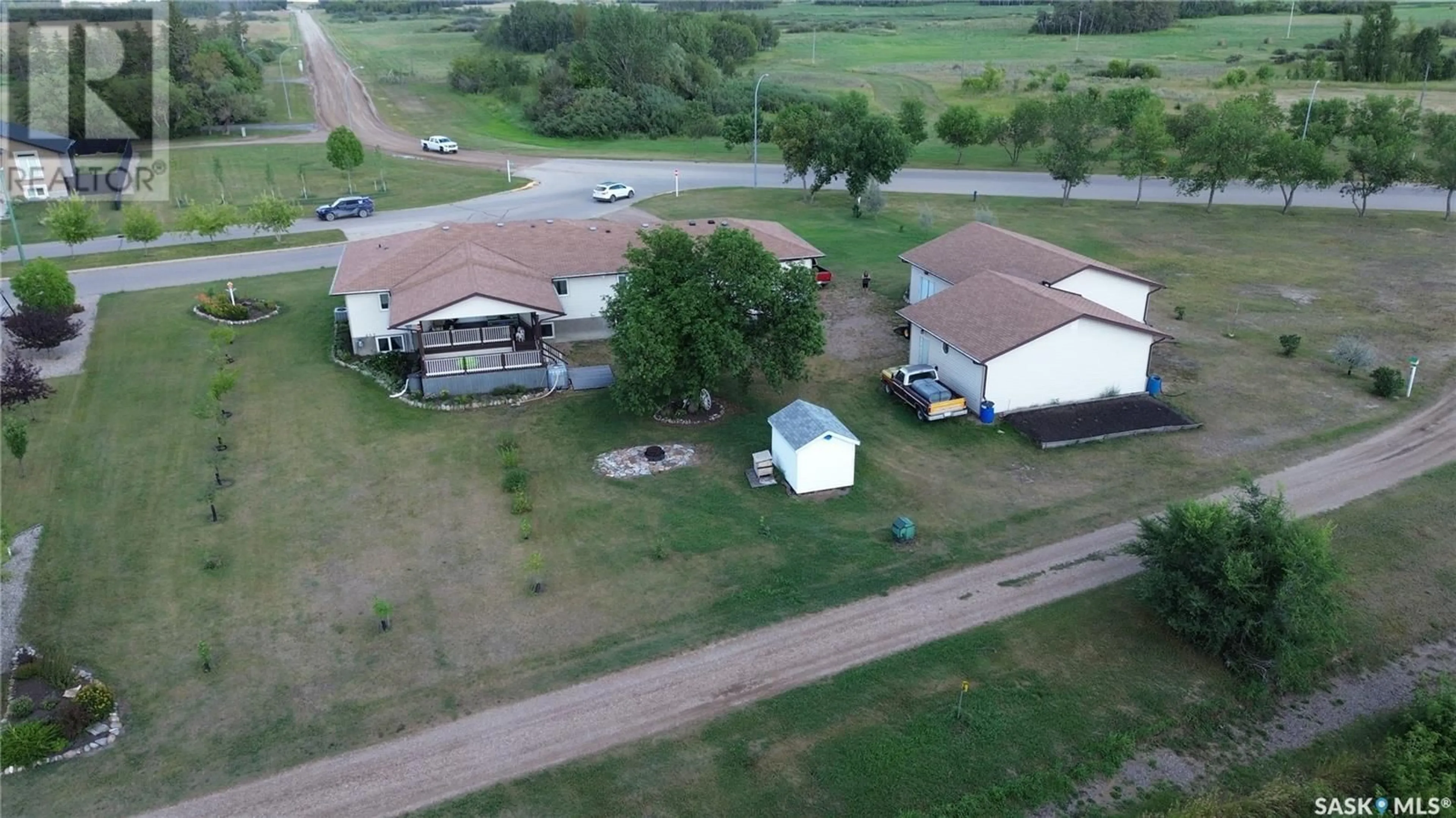 A pic from outside/outdoor area/front of a property/back of a property/a pic from drone, building for 1 PARK BOULEVARD, Melville Saskatchewan S0A2P0