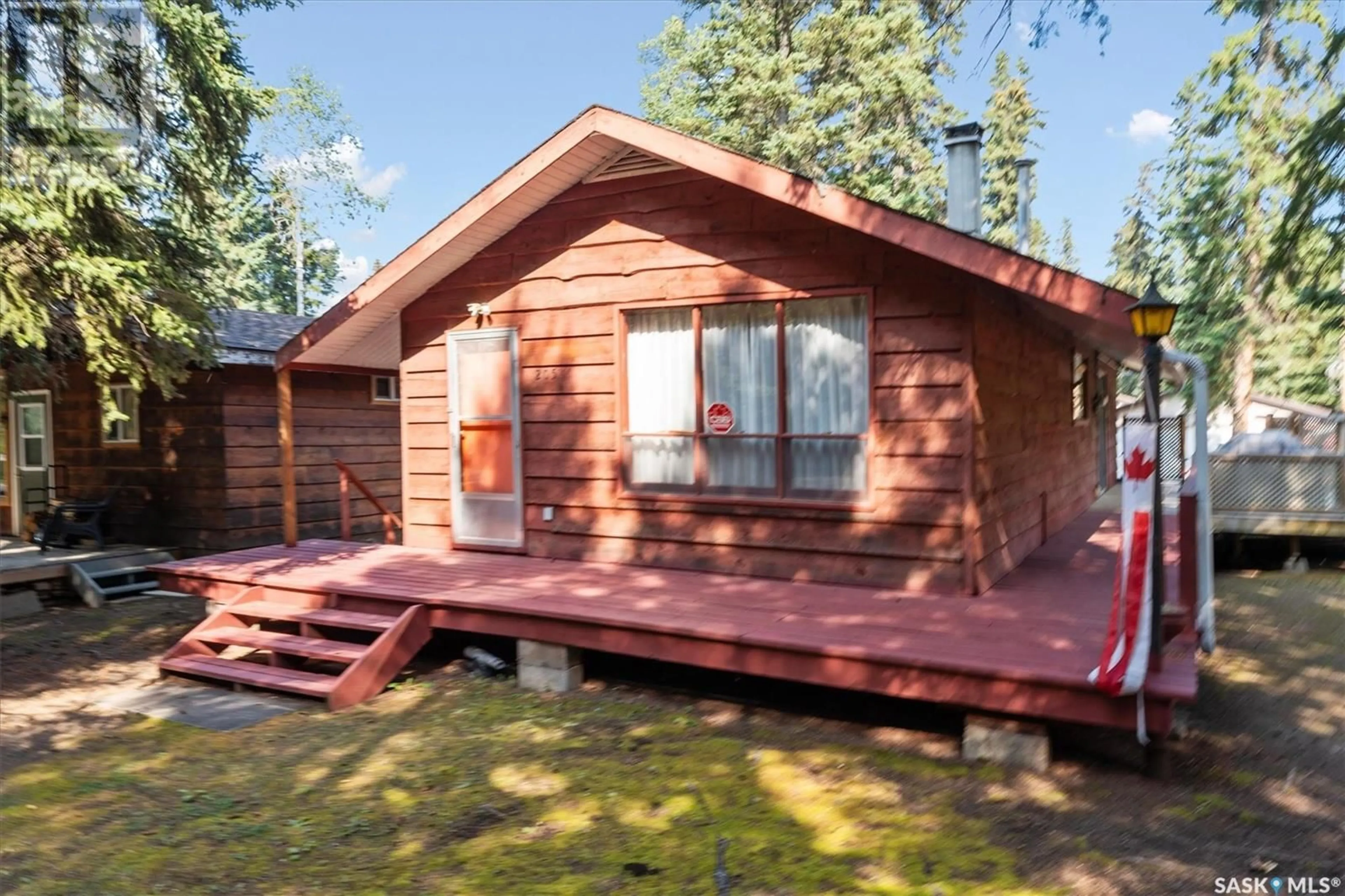 Cottage for 205 Cooper AVENUE, Emma Lake Saskatchewan S0J0N0