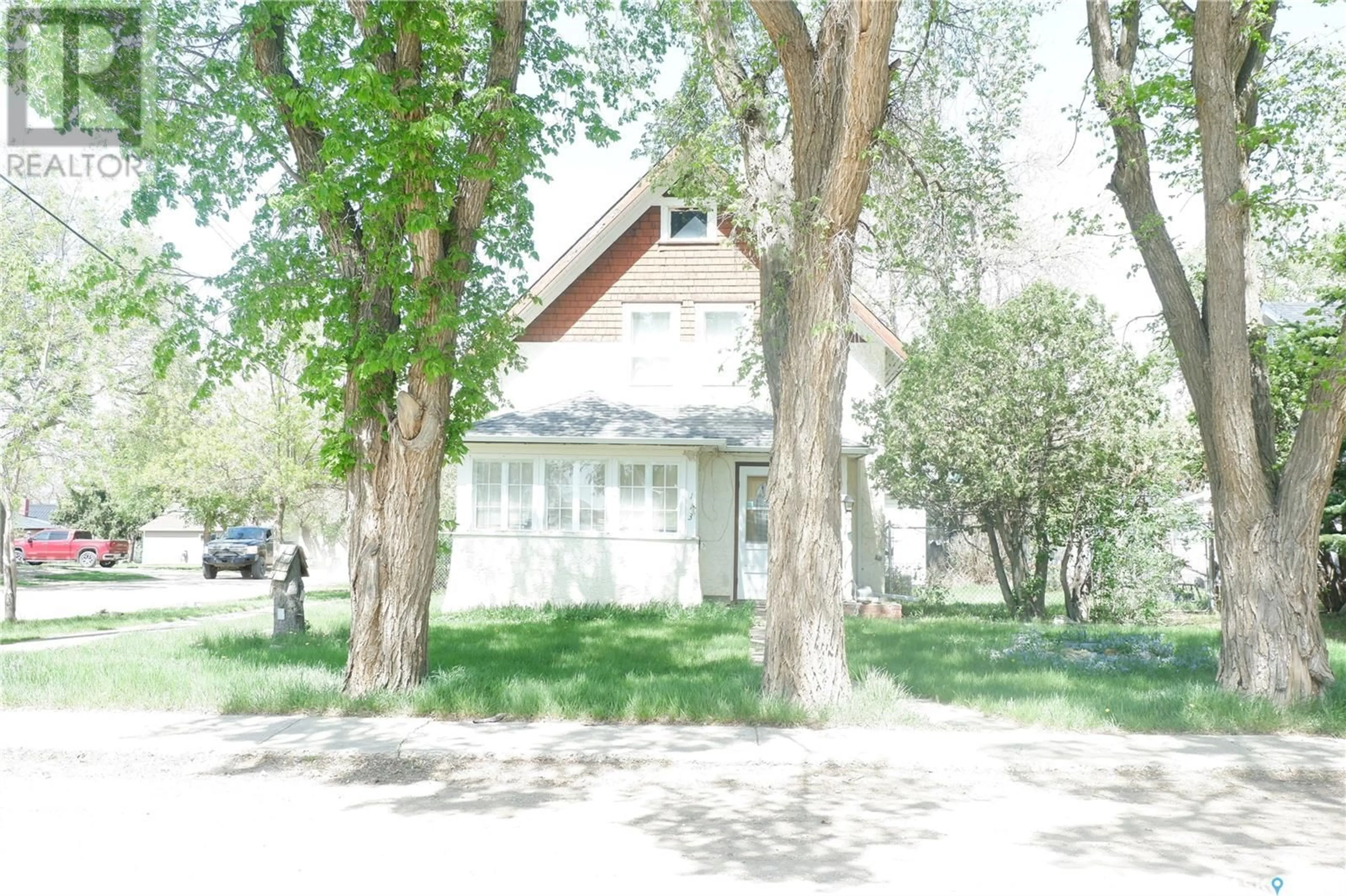 Blurry image for 113 2ND AVENUE, Mossbank Saskatchewan S0H3G0