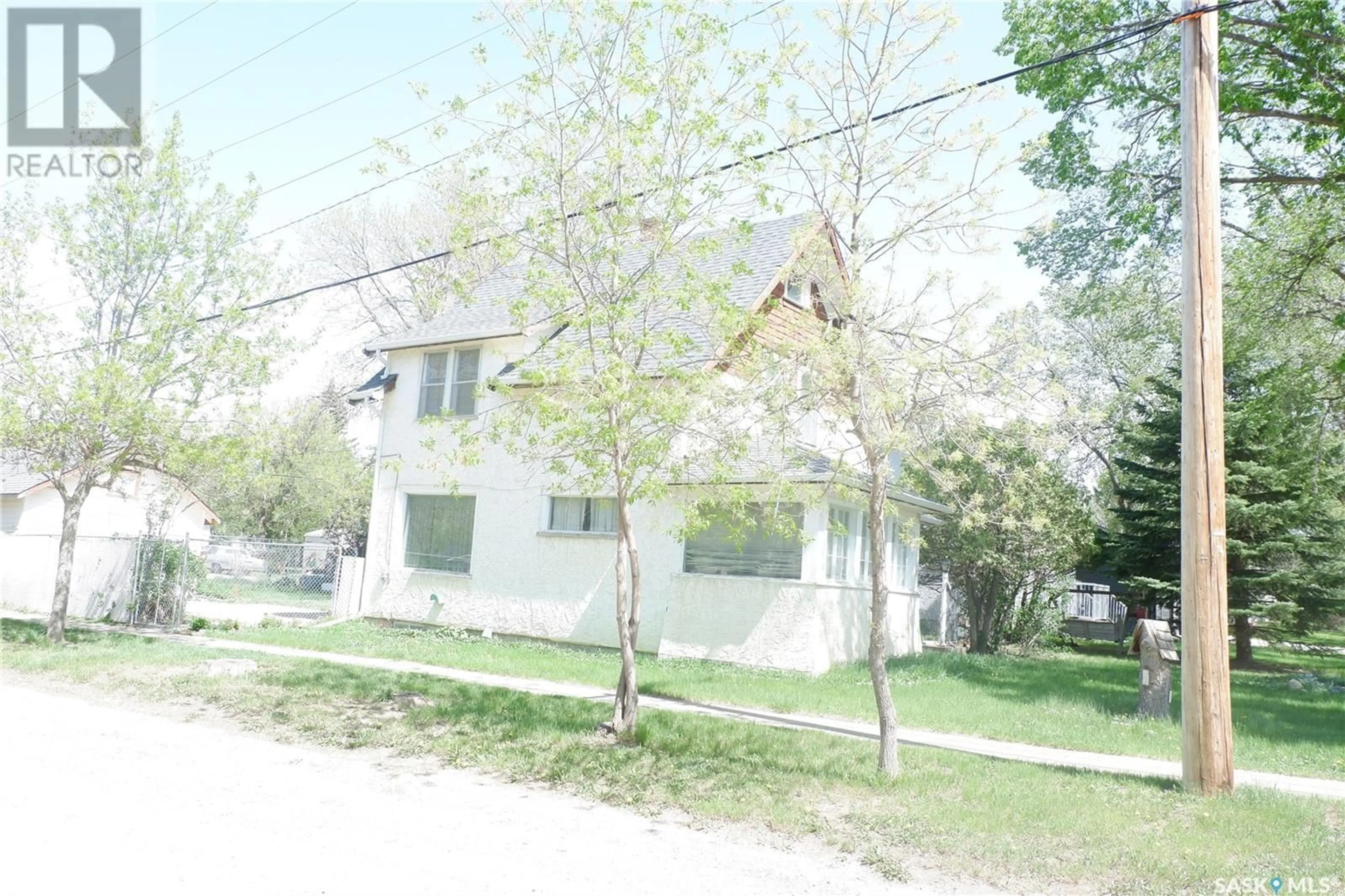 Blurry image for 113 2ND AVENUE, Mossbank Saskatchewan S0H3G0