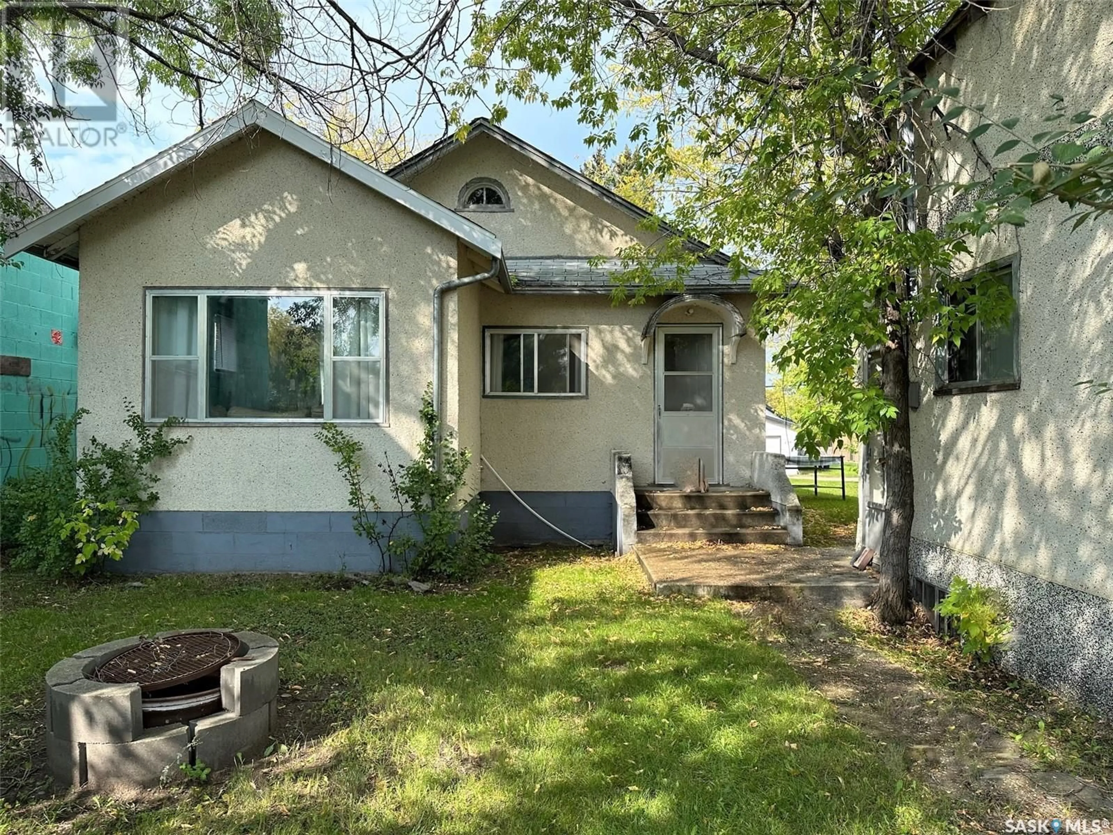 Frontside or backside of a home for 211 Churchill STREET, Hudson Bay Saskatchewan S0E0Y0