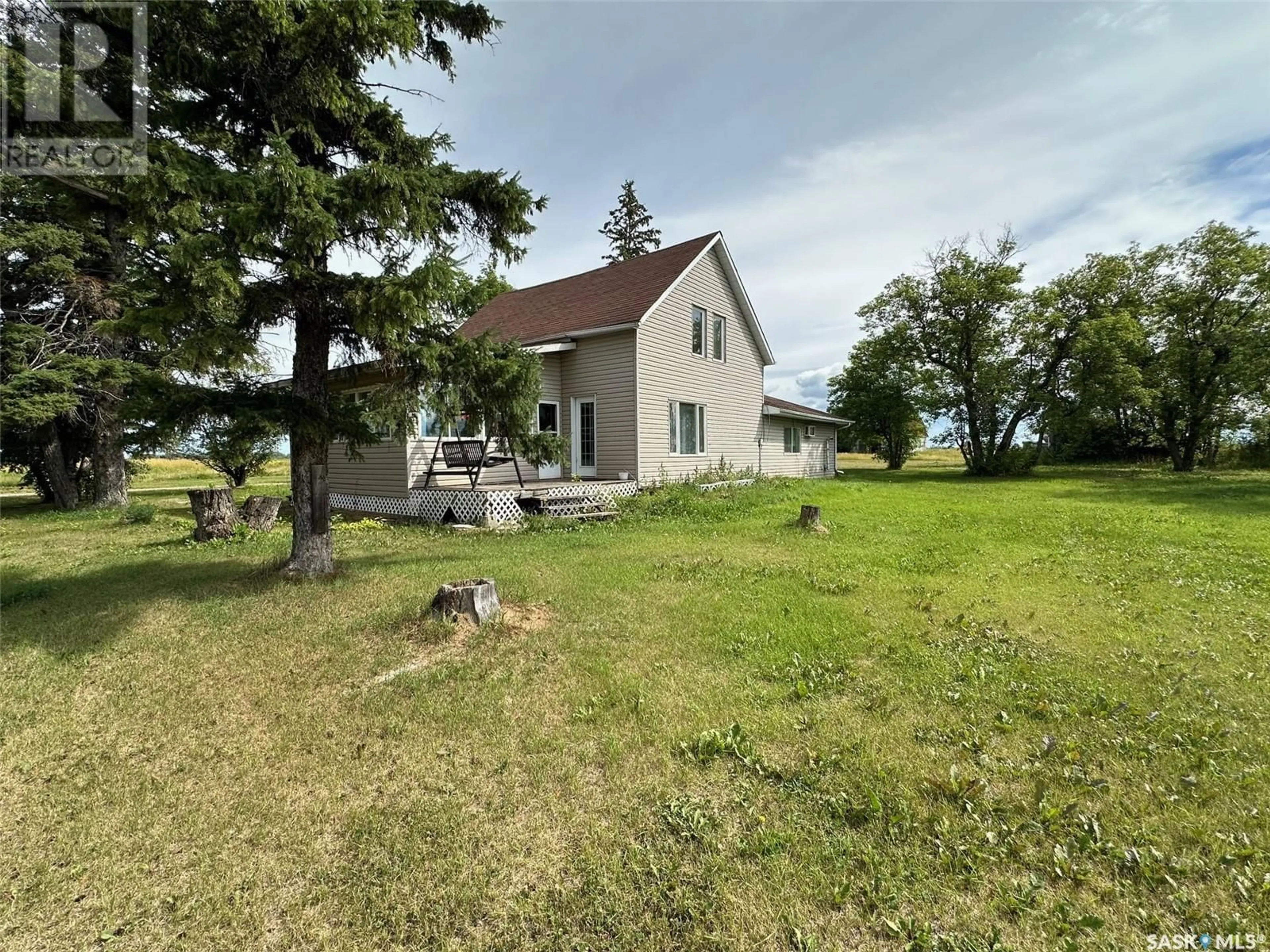 Cottage for Temple-Hwy, Hudson Bay Rm No. 394 Saskatchewan S0E0Y0