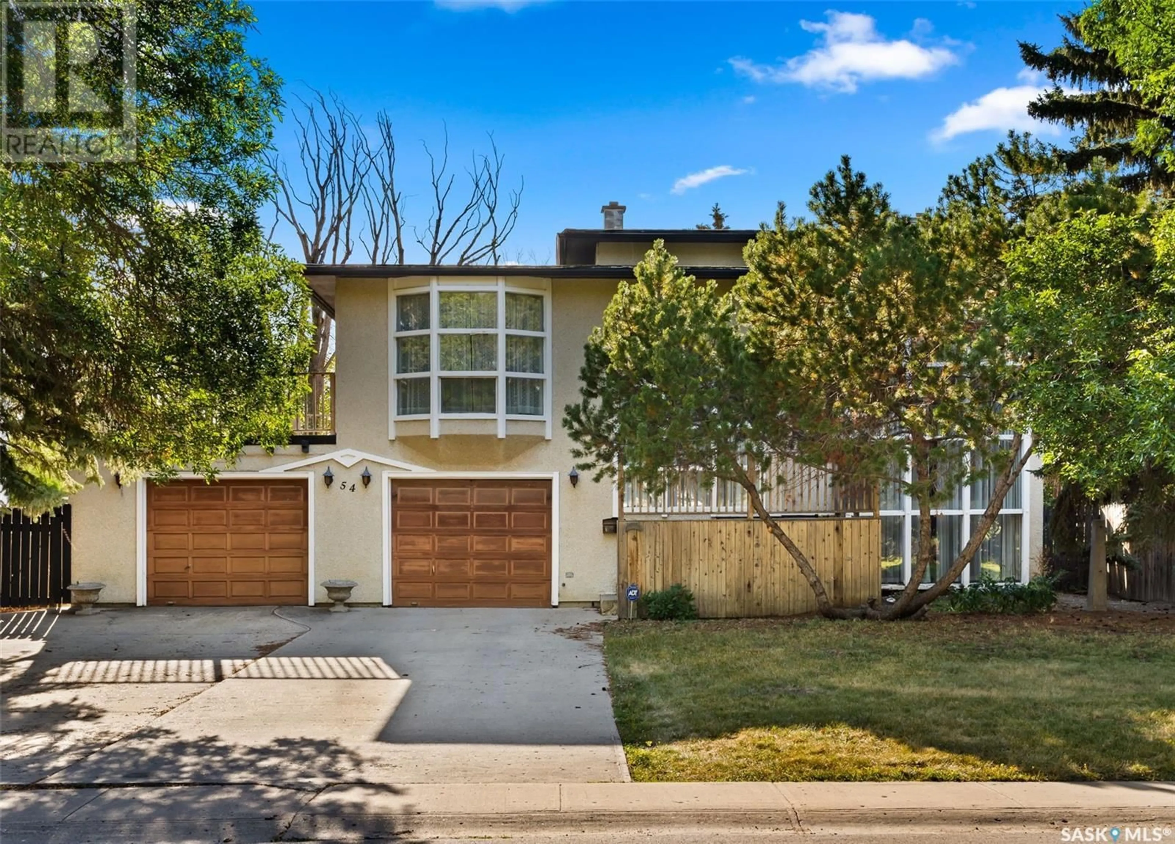 Frontside or backside of a home for 54 Lowry PLACE, Regina Saskatchewan S4S6C7