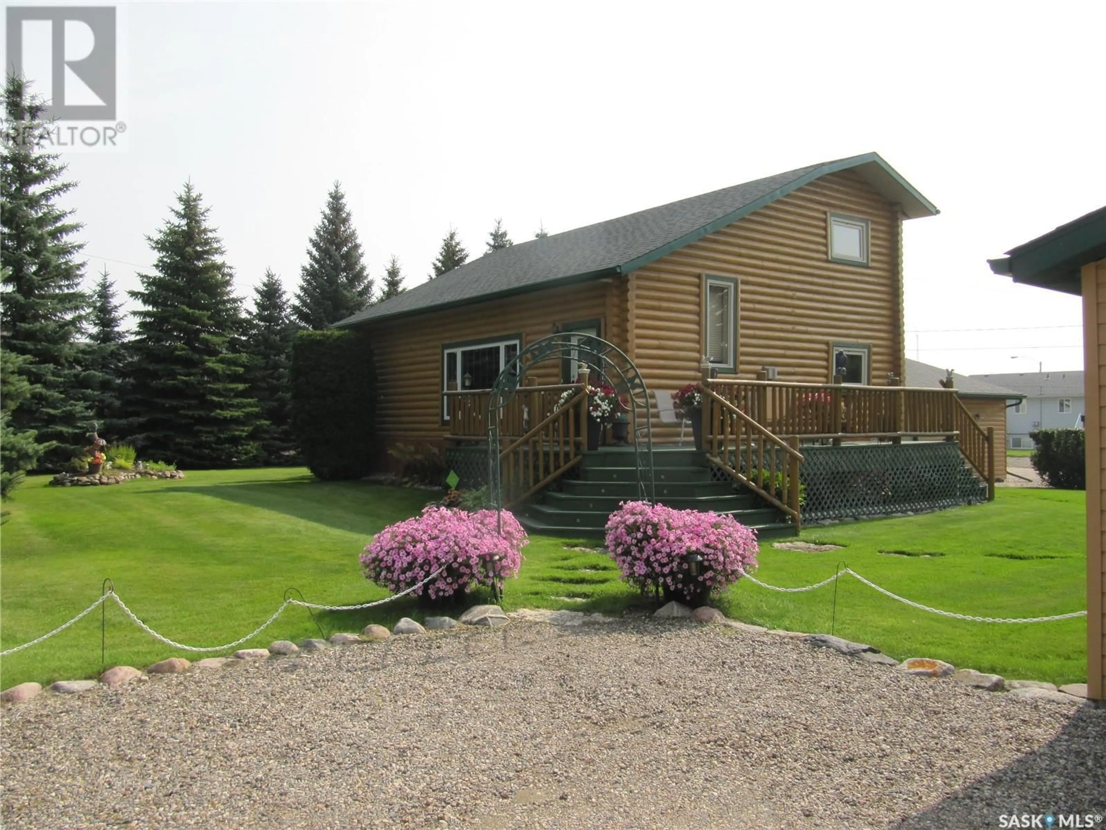 Outside view for 5001 Westview CRESCENT, Edam Saskatchewan S0M0V0