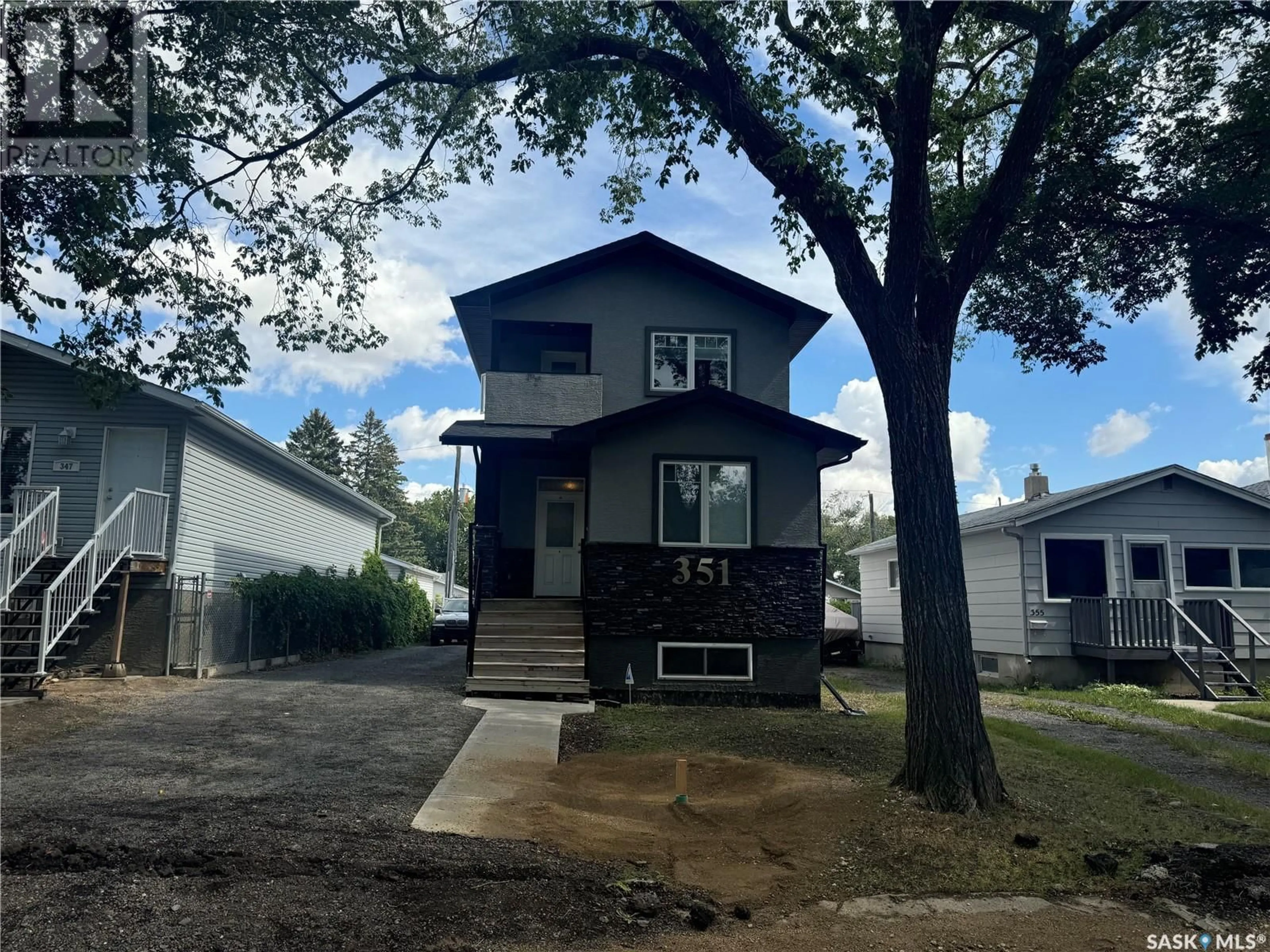 Frontside or backside of a home for 351 Retallack STREET, Regina Saskatchewan S4R3N1