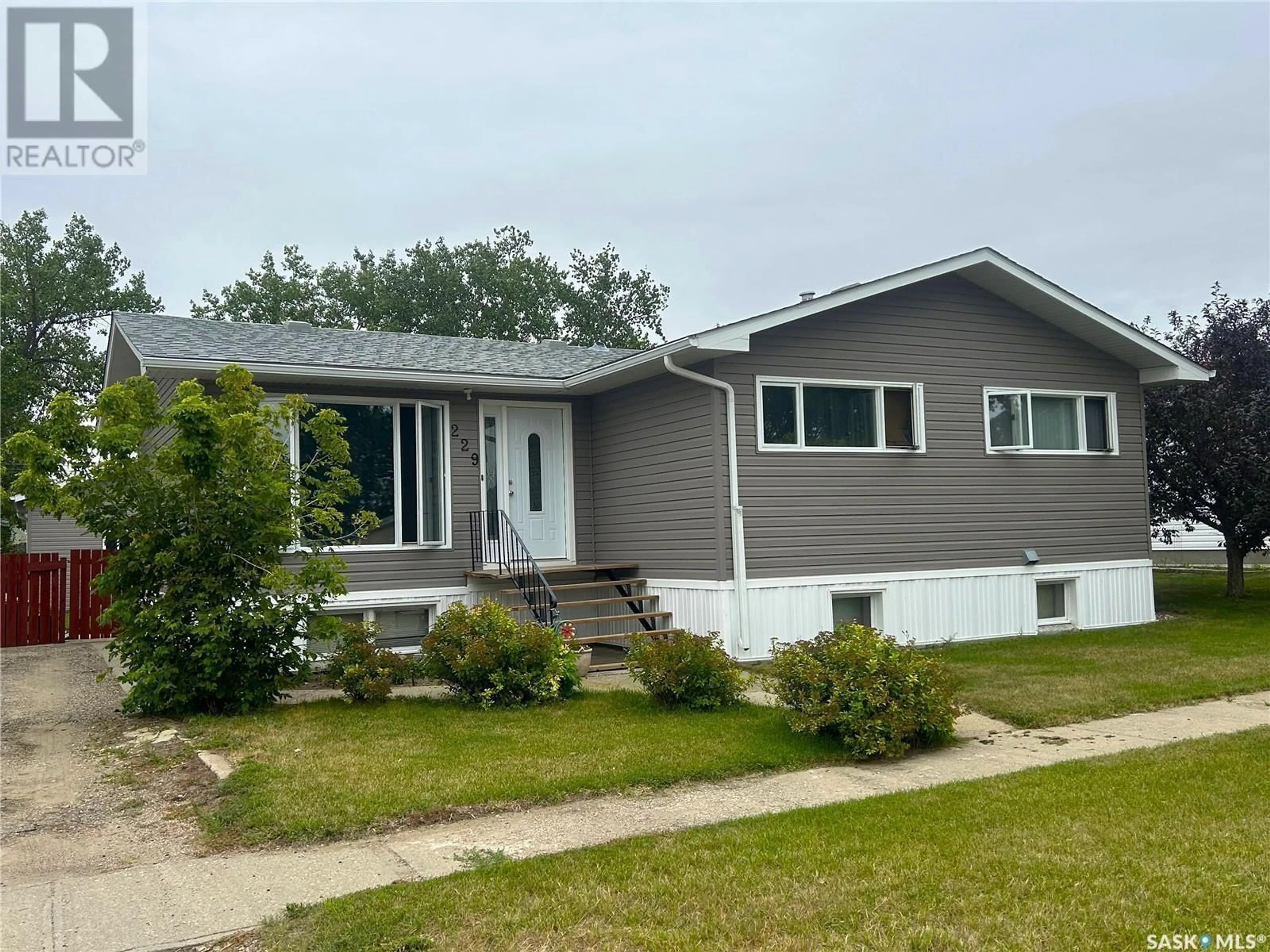 Home with vinyl exterior material, street for 229 ALDRIDGE STREET, Bienfait Saskatchewan S0C0M0