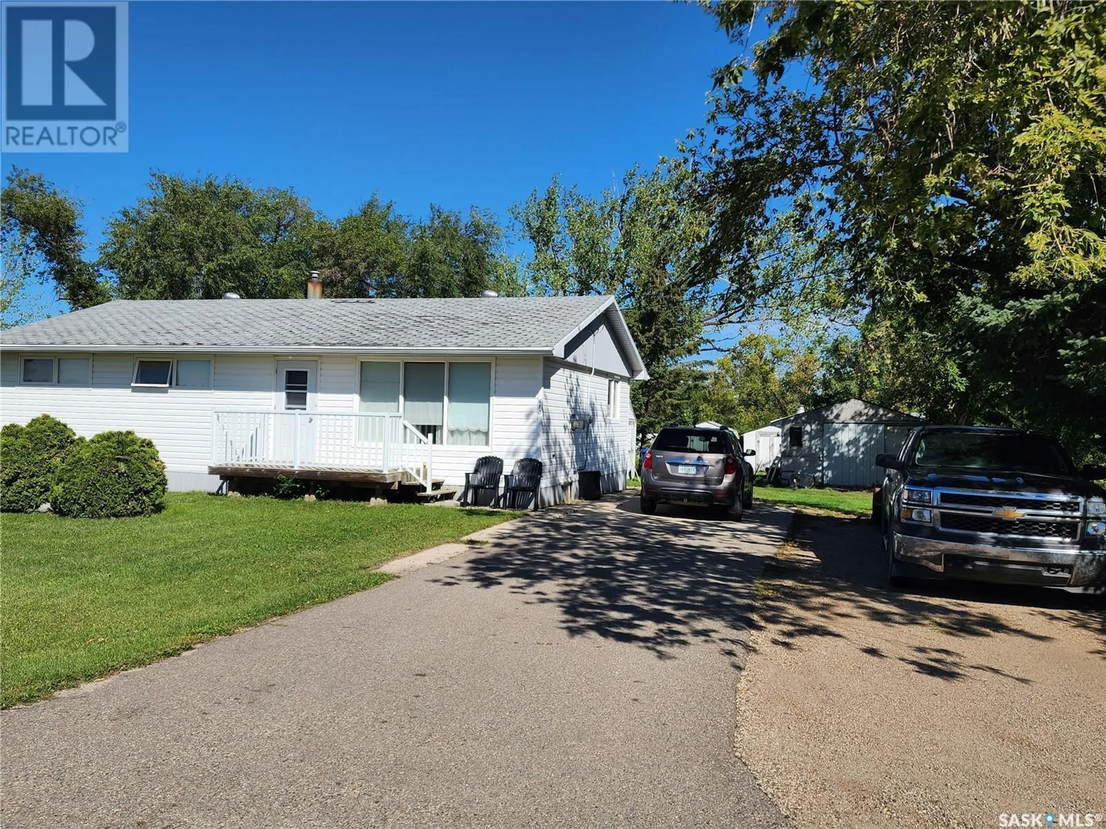 Frontside or backside of a home for 610 Wolseley AVENUE, Grenfell Saskatchewan S0G2B0