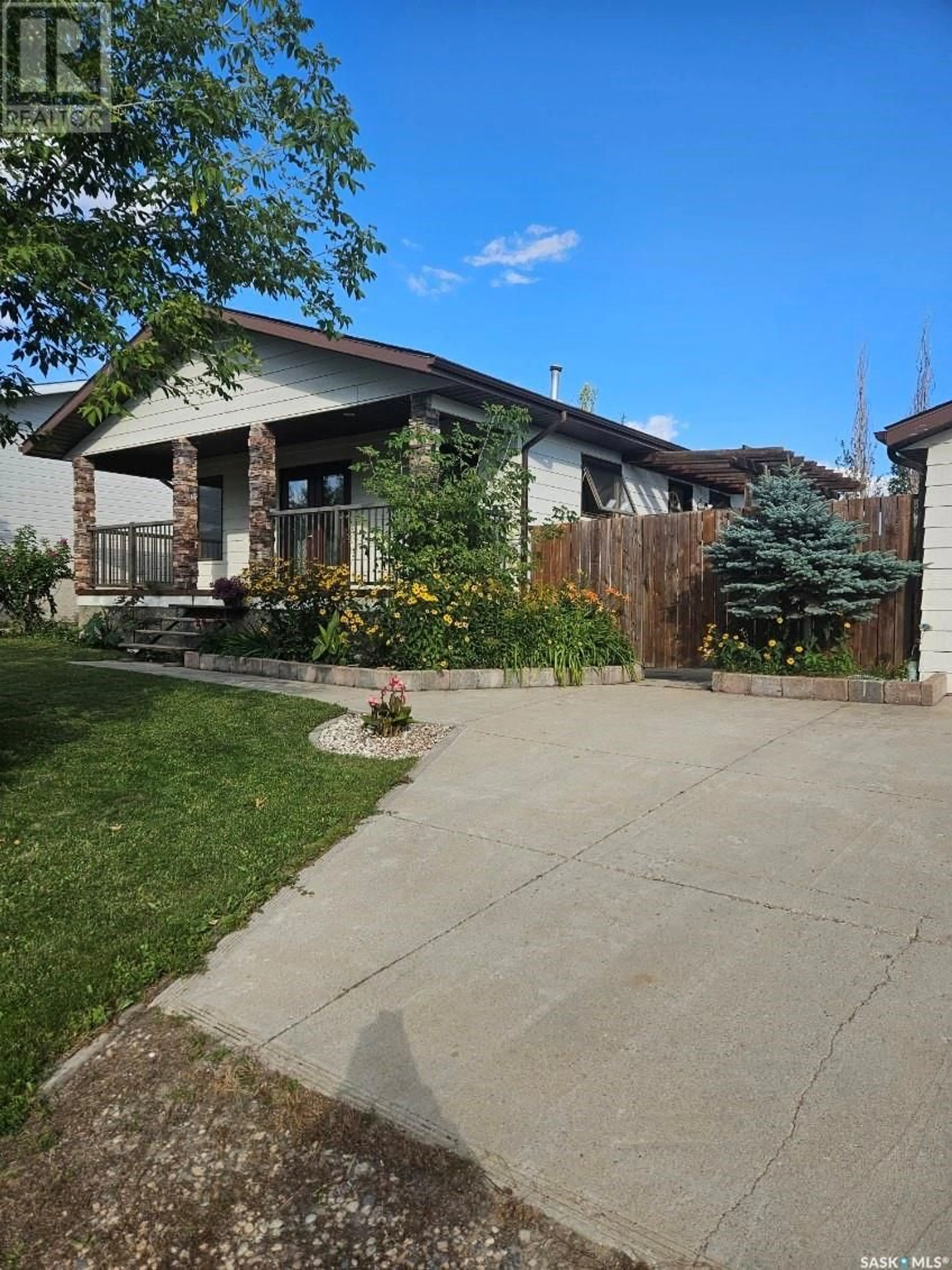 Frontside or backside of a home for 216 2nd AVENUE S, St. Brieux Saskatchewan S0K3V0