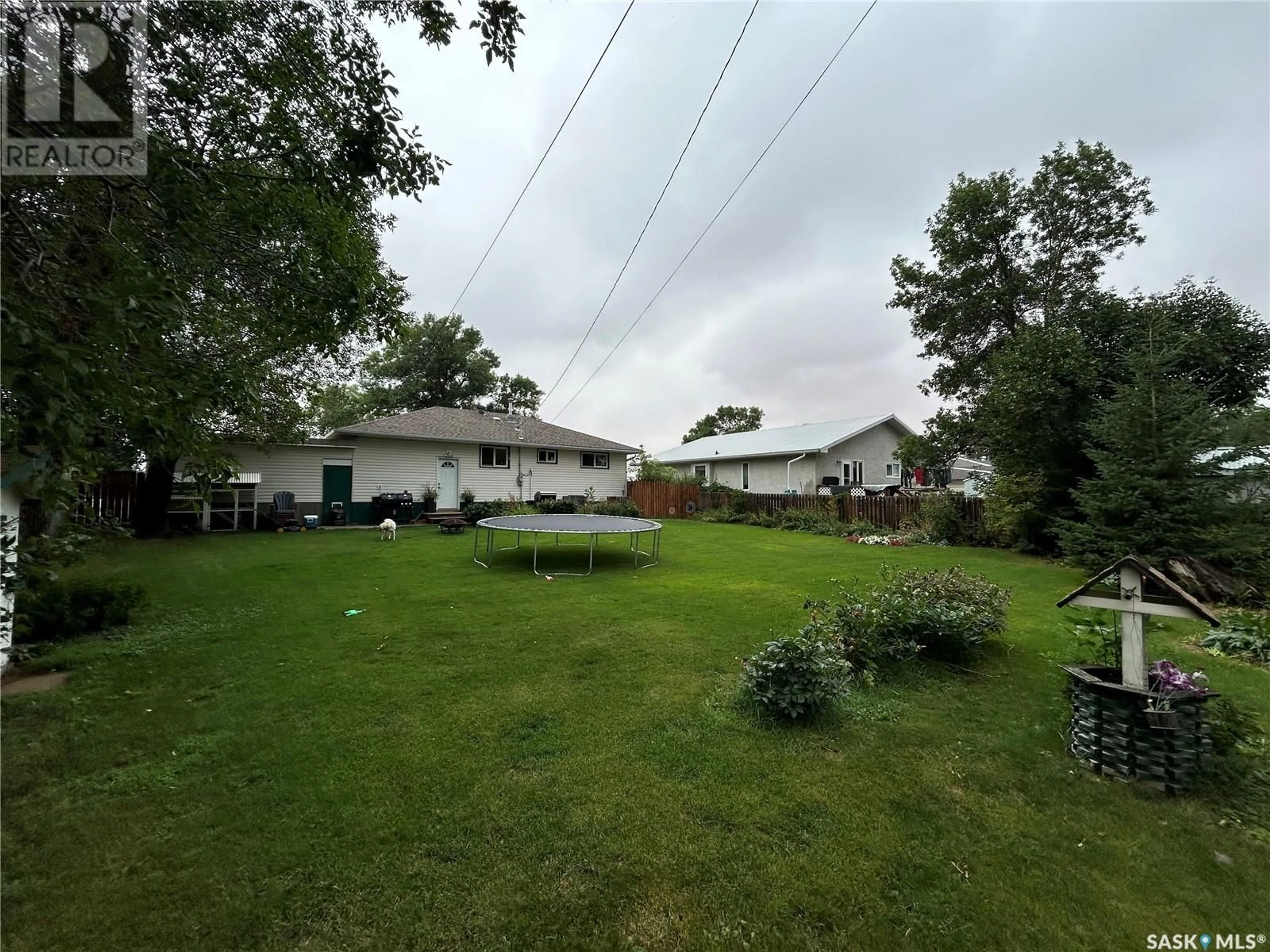 Fenced yard for 634 King STREET, Weyburn Saskatchewan S4H0P7