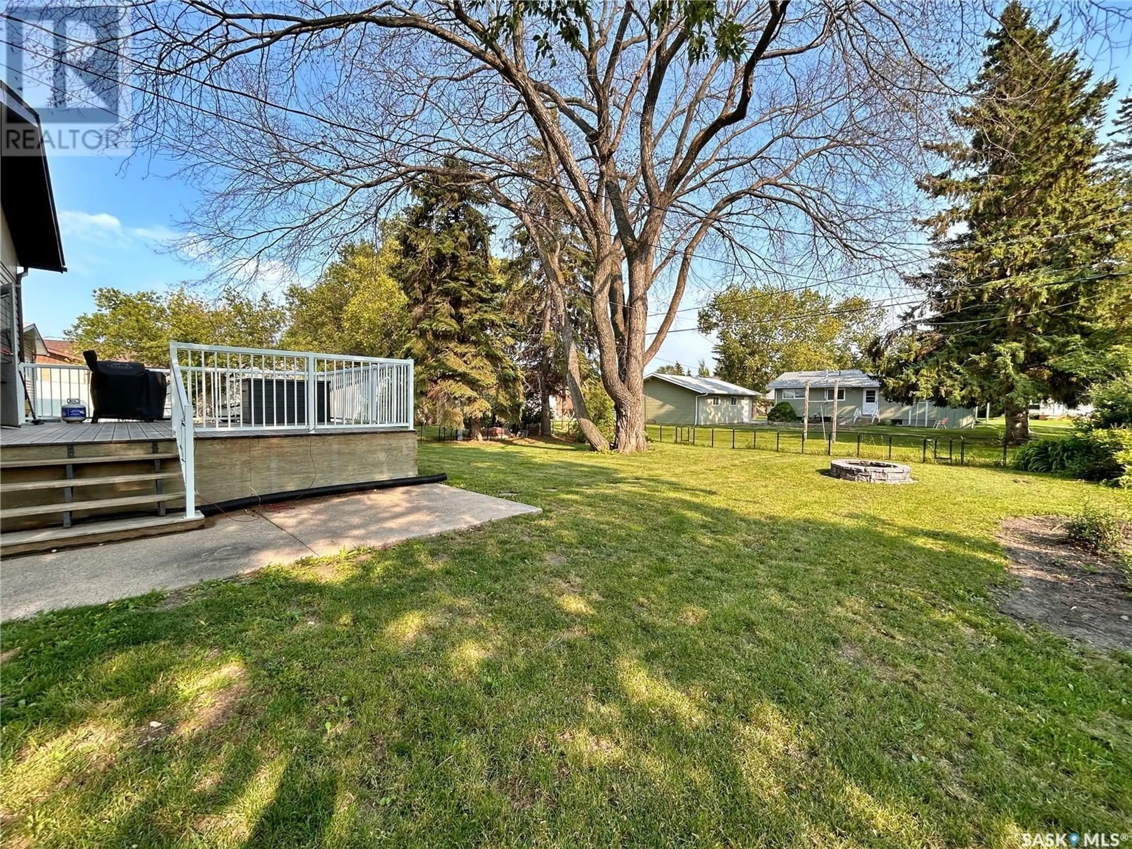 Fenced yard for 1109 Main STREET, Moosomin Saskatchewan S0G3N0