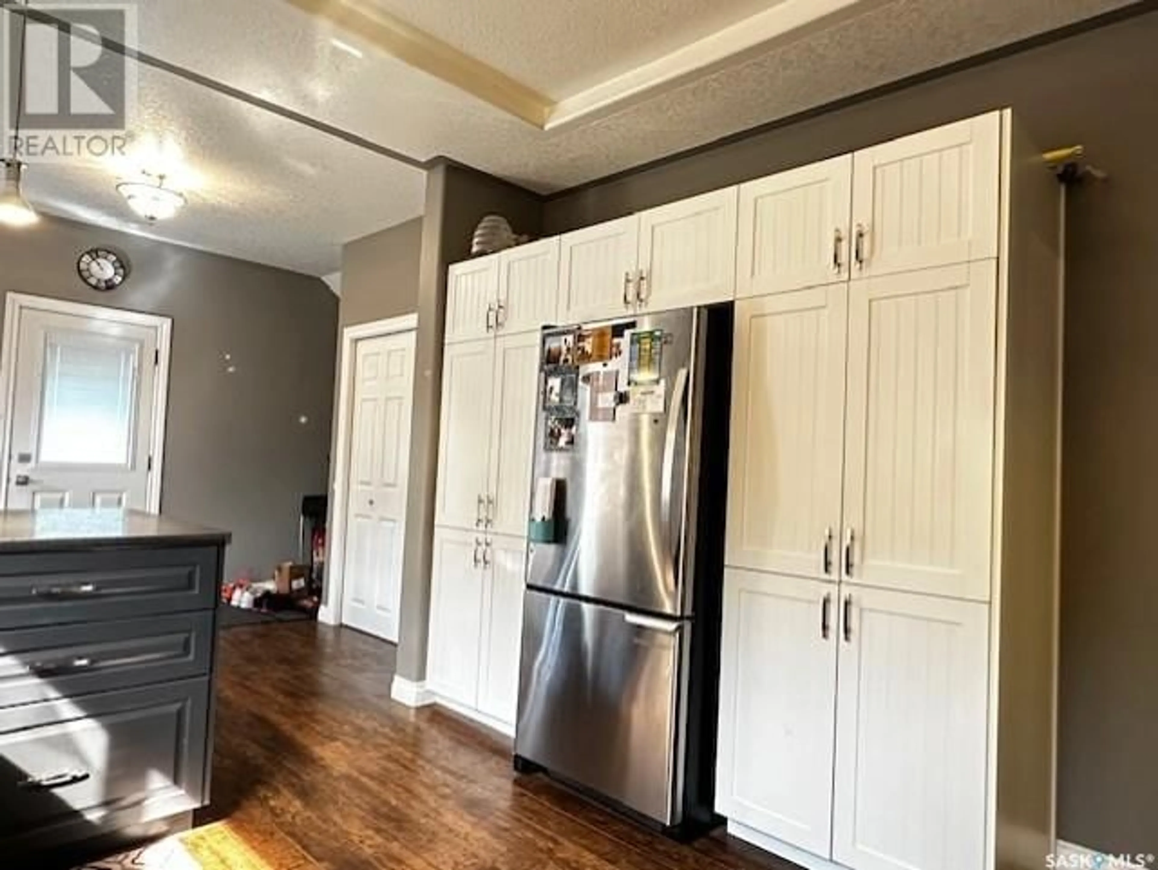 Kitchen, wood floors for 597 Scotia STREET, Melville Saskatchewan S0A2P0