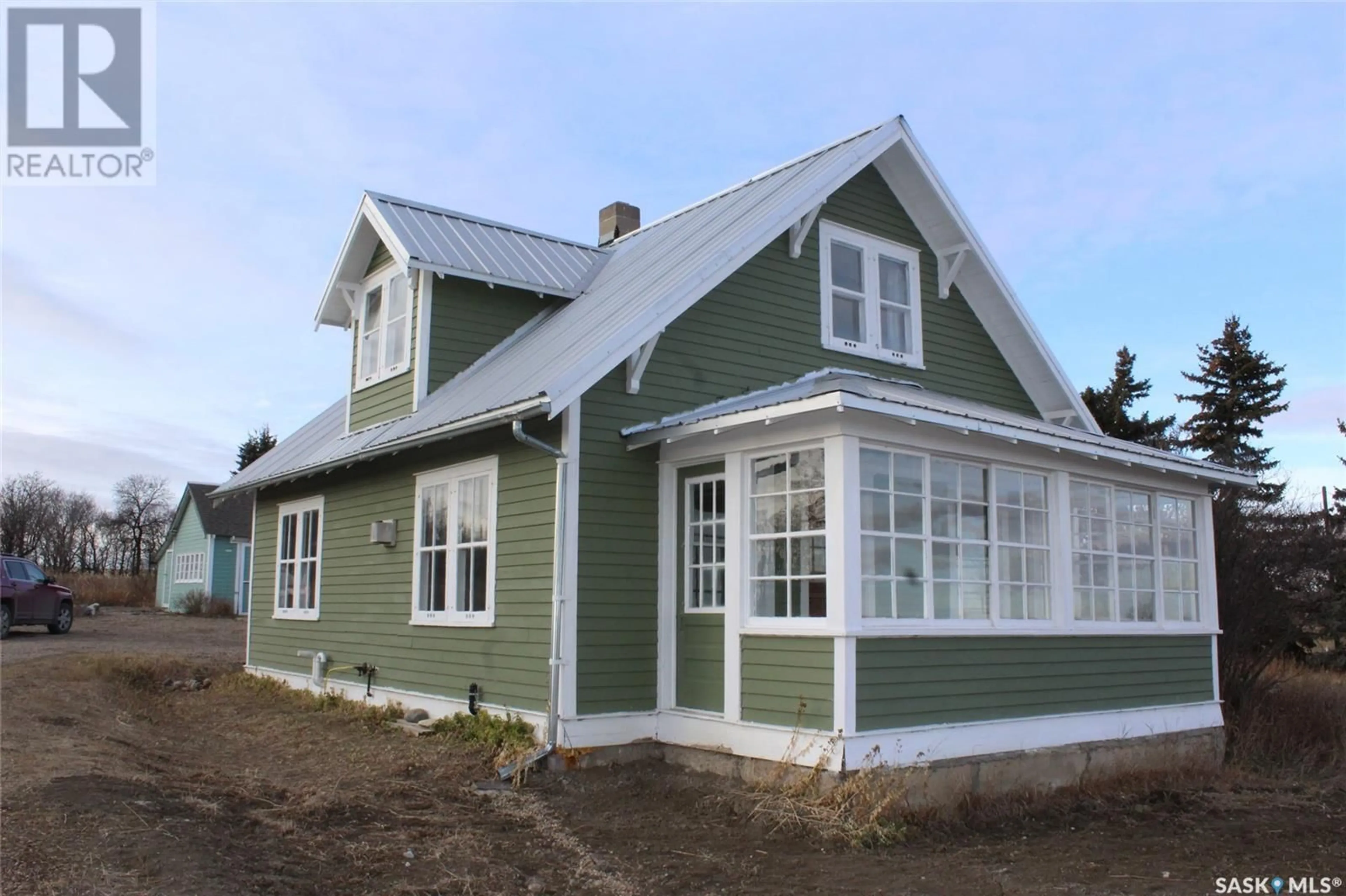 Cottage for Moldeseder Acres, White Valley Rm No. 49 Saskatchewan S0N0T0